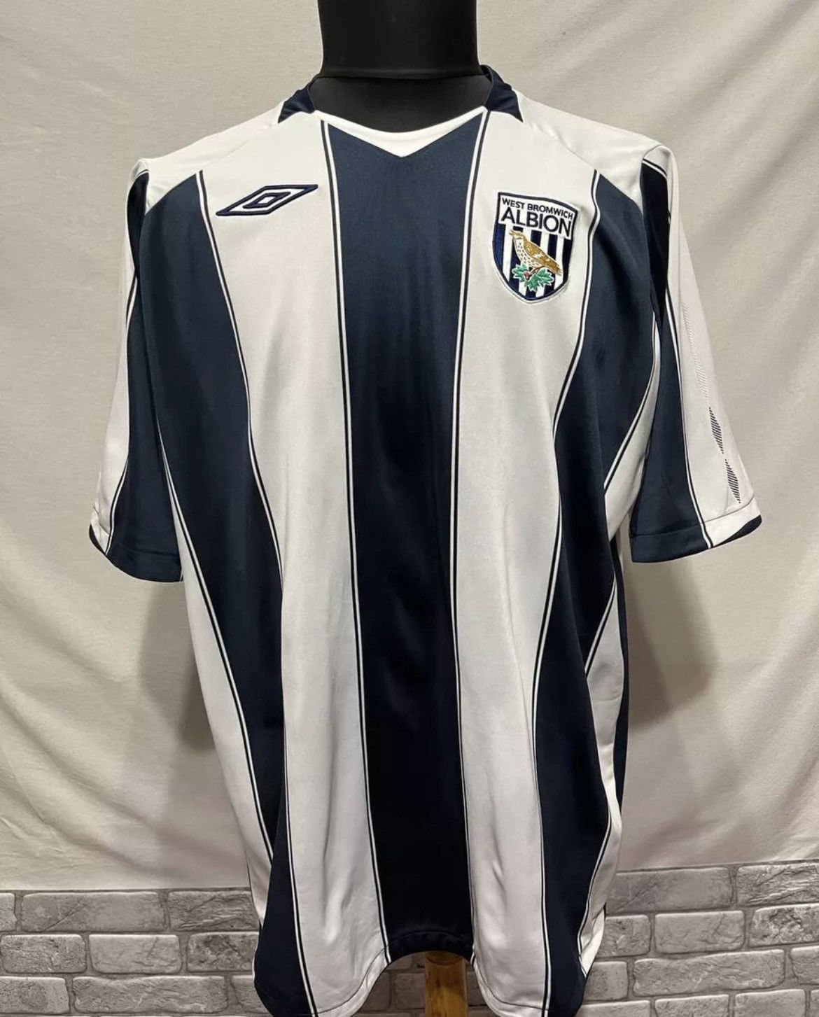 Umbro × Vintage West Bromwich Albion 2008-2009 Home Shirt Umbro Size US XXL / EU 58 / 5 - 1 Thumbnail