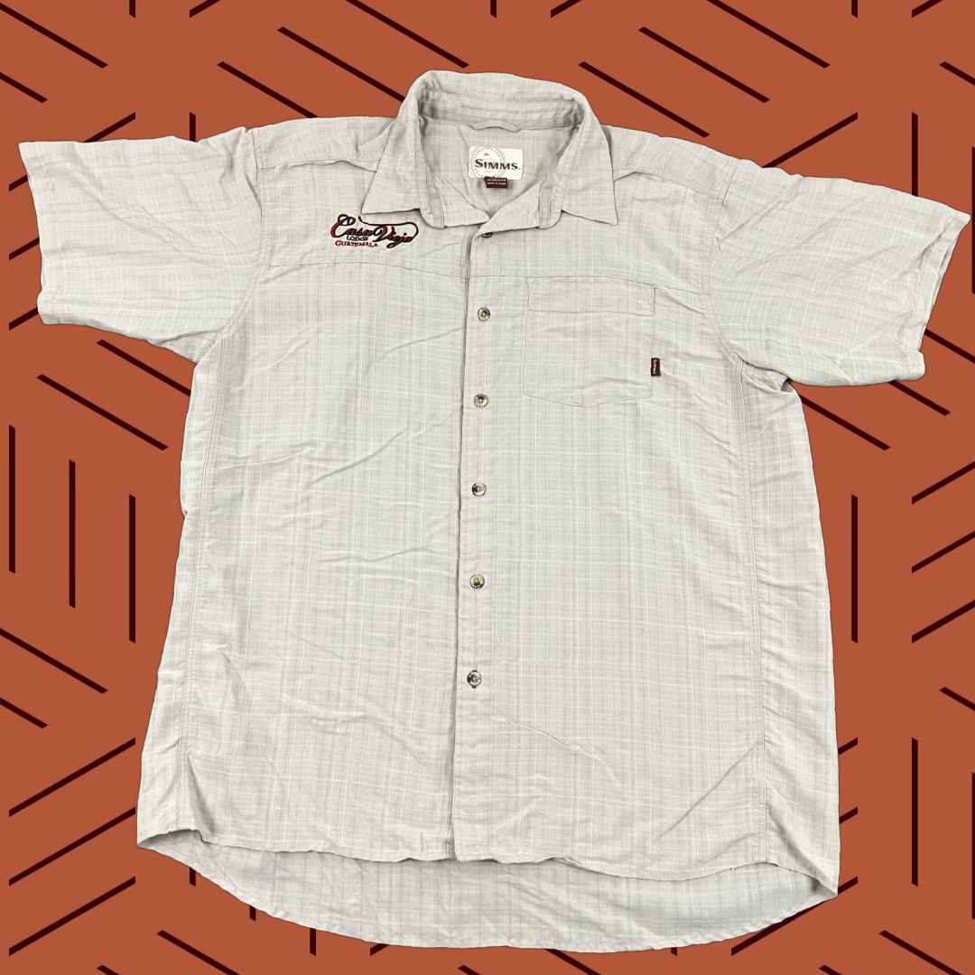 Vintage Simms Shirt Mens XL Beige Brown Fishing Button Up Short Sleeve Guatemala Lodge Size US XL / EU 56 / 4 - 1 Thumbnail