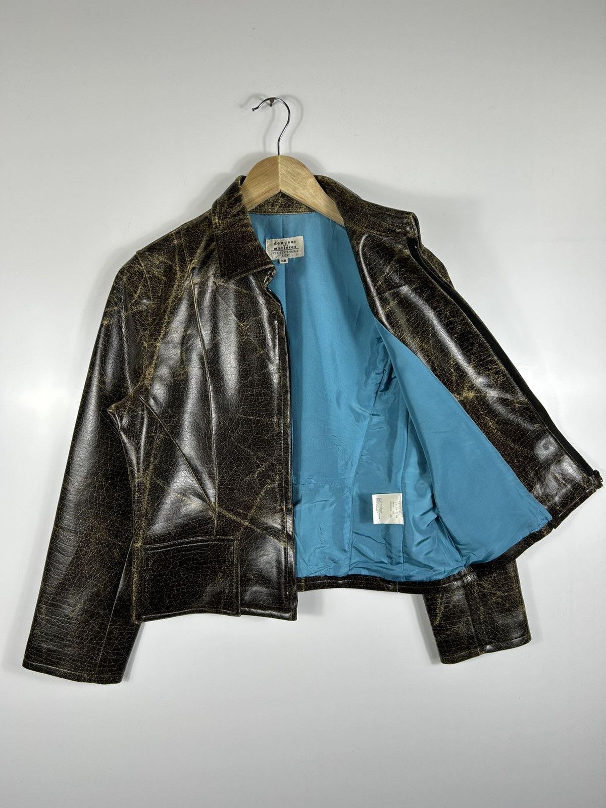Designer × Vintage ⚡️Vintage Douceur Des Matieres Polyviny Zipper Cropped Jacket Size S / US 4 / IT 40 - 8 Thumbnail
