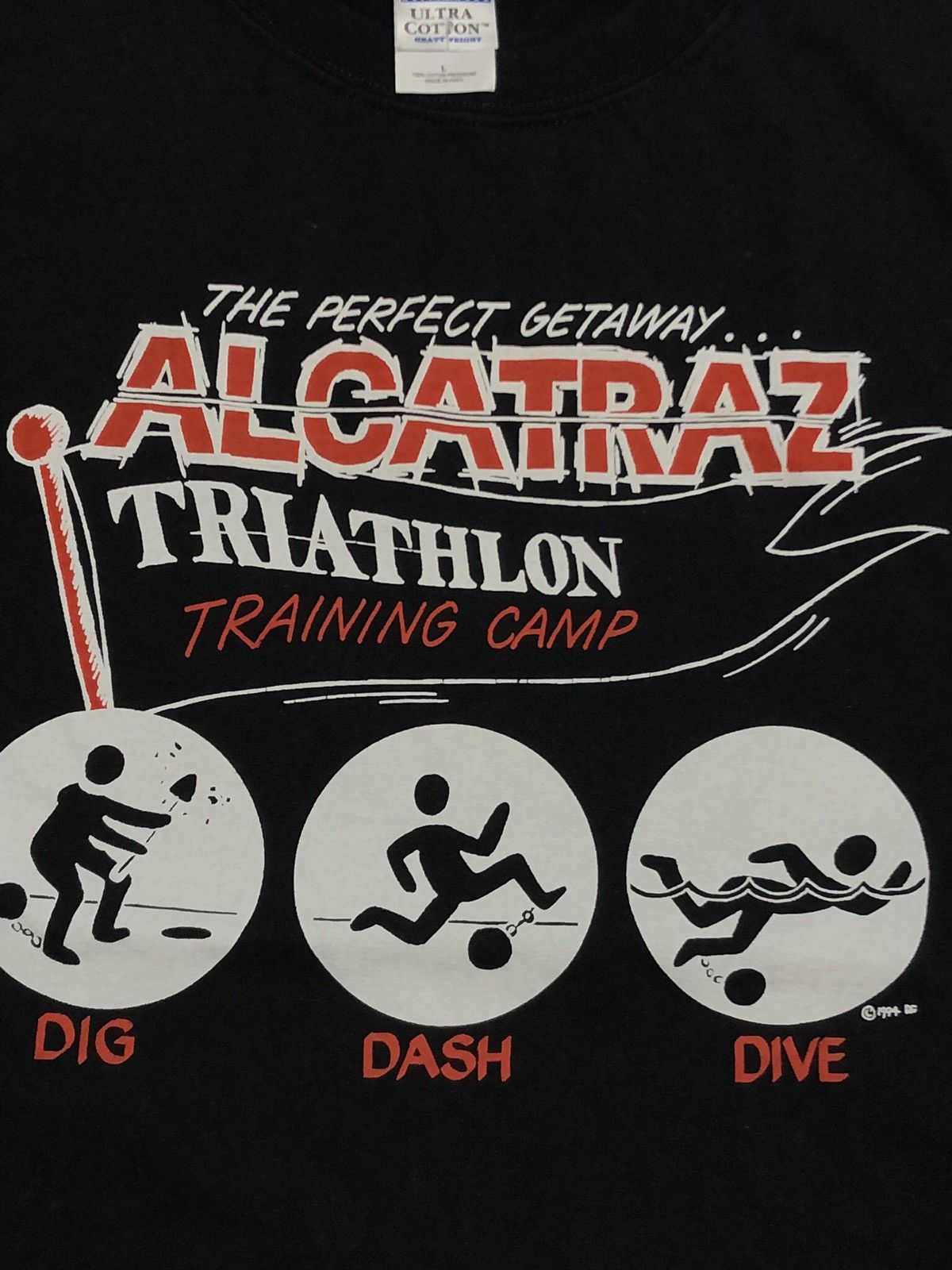 Vintage 90s Alcatraz Triathlon Training Camp Prison Escape Tee Size US L / EU 52-54 / 3 - 2 Thumbnail