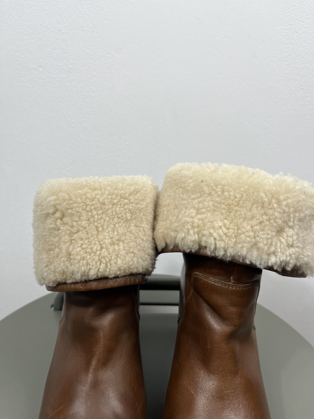 Ugg UGG Shearling Lined Leather Clog Boots Wooden Heel EU 38 US7 Size US 7 / IT 37 - 4 Thumbnail