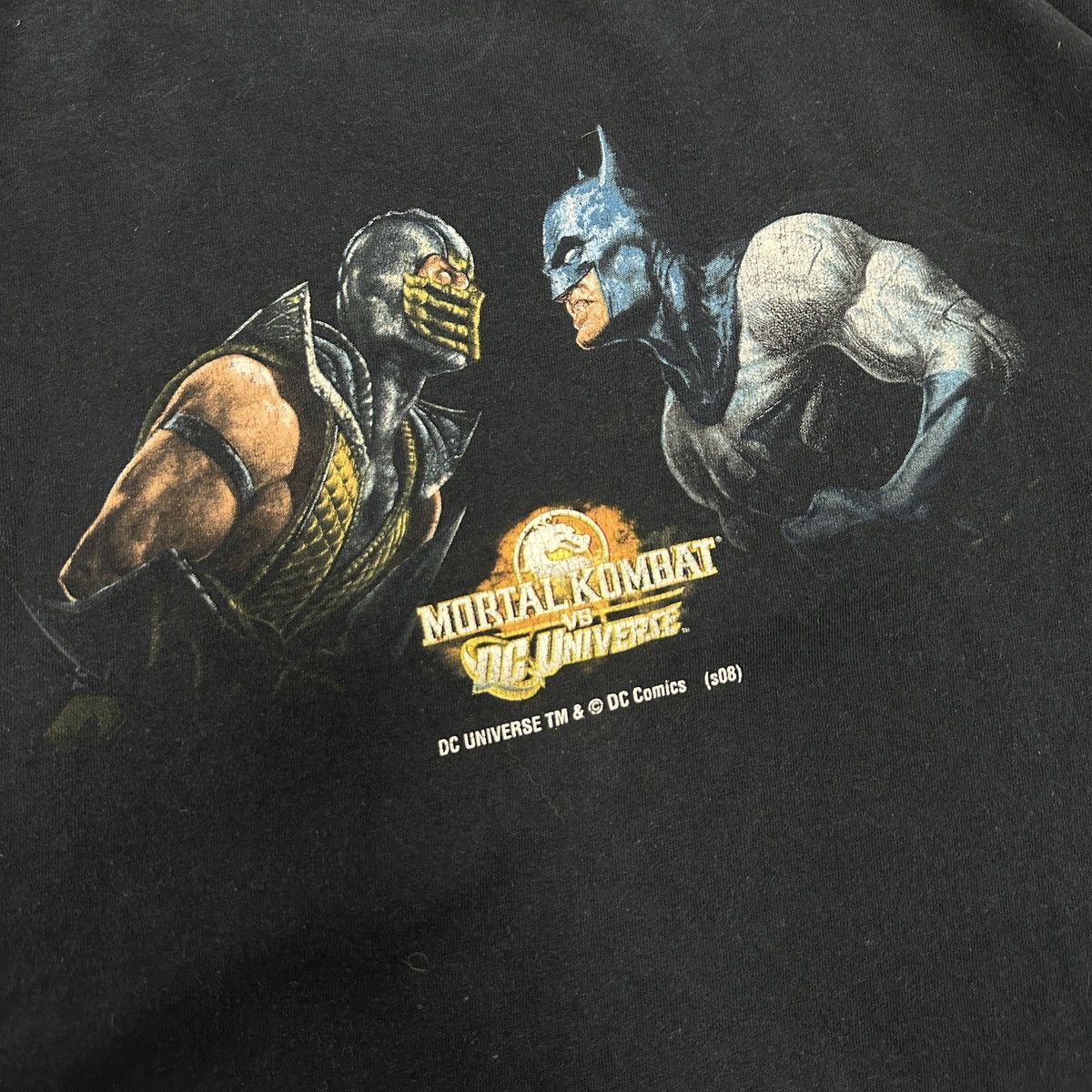 DC Comics Vintage 00s Mortal Kombat vs DC Universe Batman tee y2k Game Size US L / EU 52-54 / 3 - 7 Thumbnail