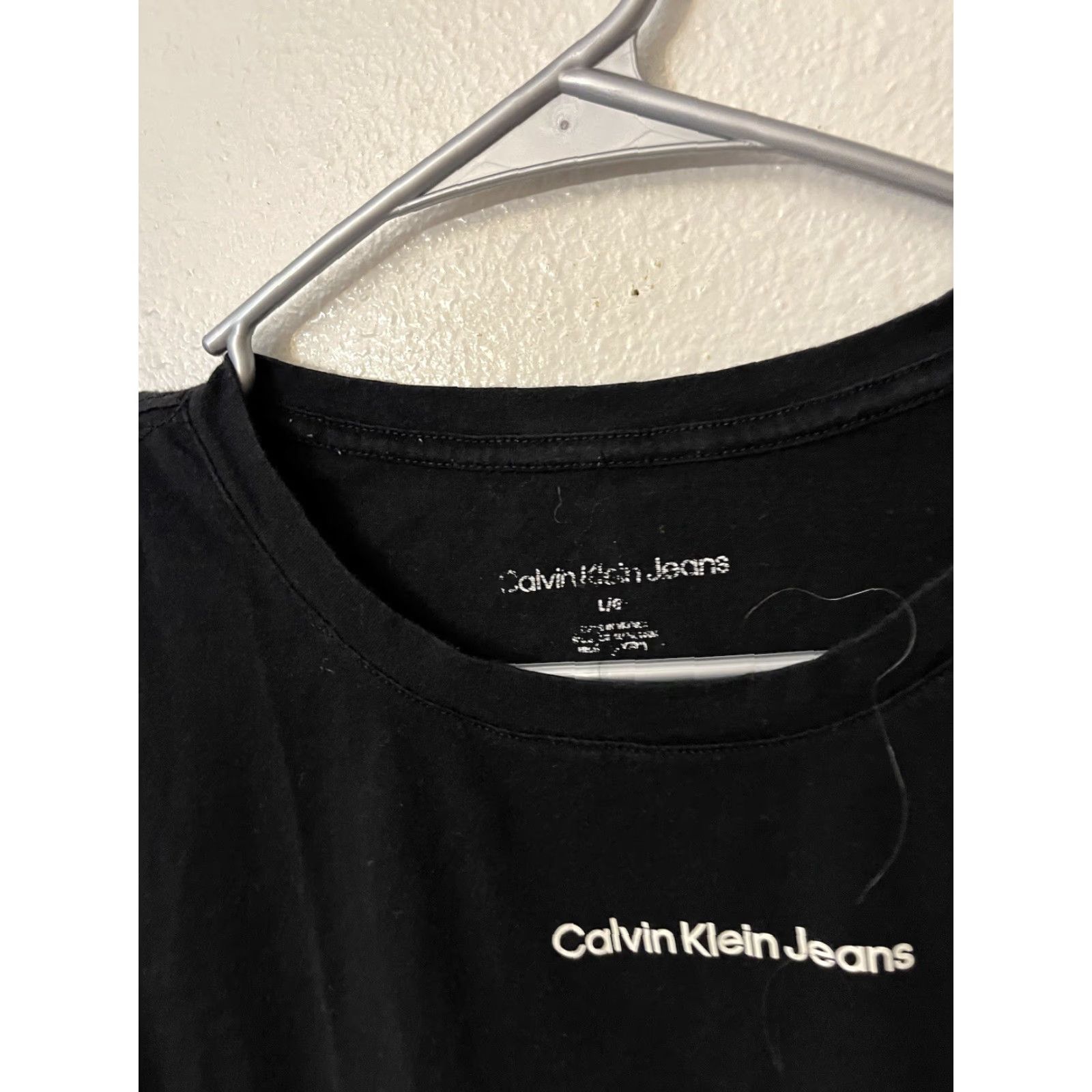 Calvin Klein Calvin Klein T-Shirt Cropped Short Sleeve Boxy Fit Black Size L Womens Size L / US 10 / IT 46 - 2 Thumbnail