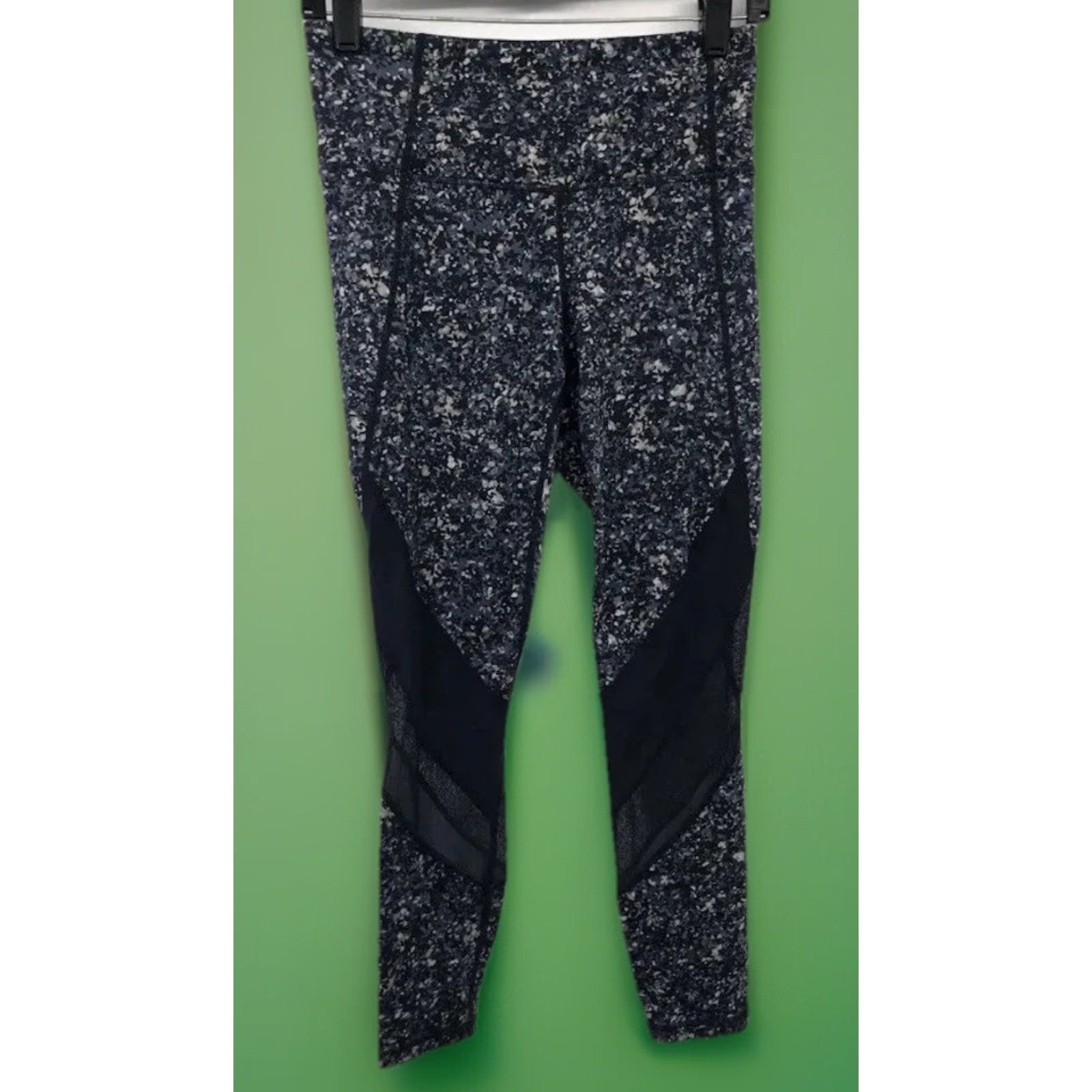 Athleta Women's Athleta San Fransisco Freckled Multicolor Leggings Size Small User: Women's Athleta San Francisco Freckled Multicolor Leggings Size Small Size 28" / US 6 / IT 42 - 2 Thumbnail