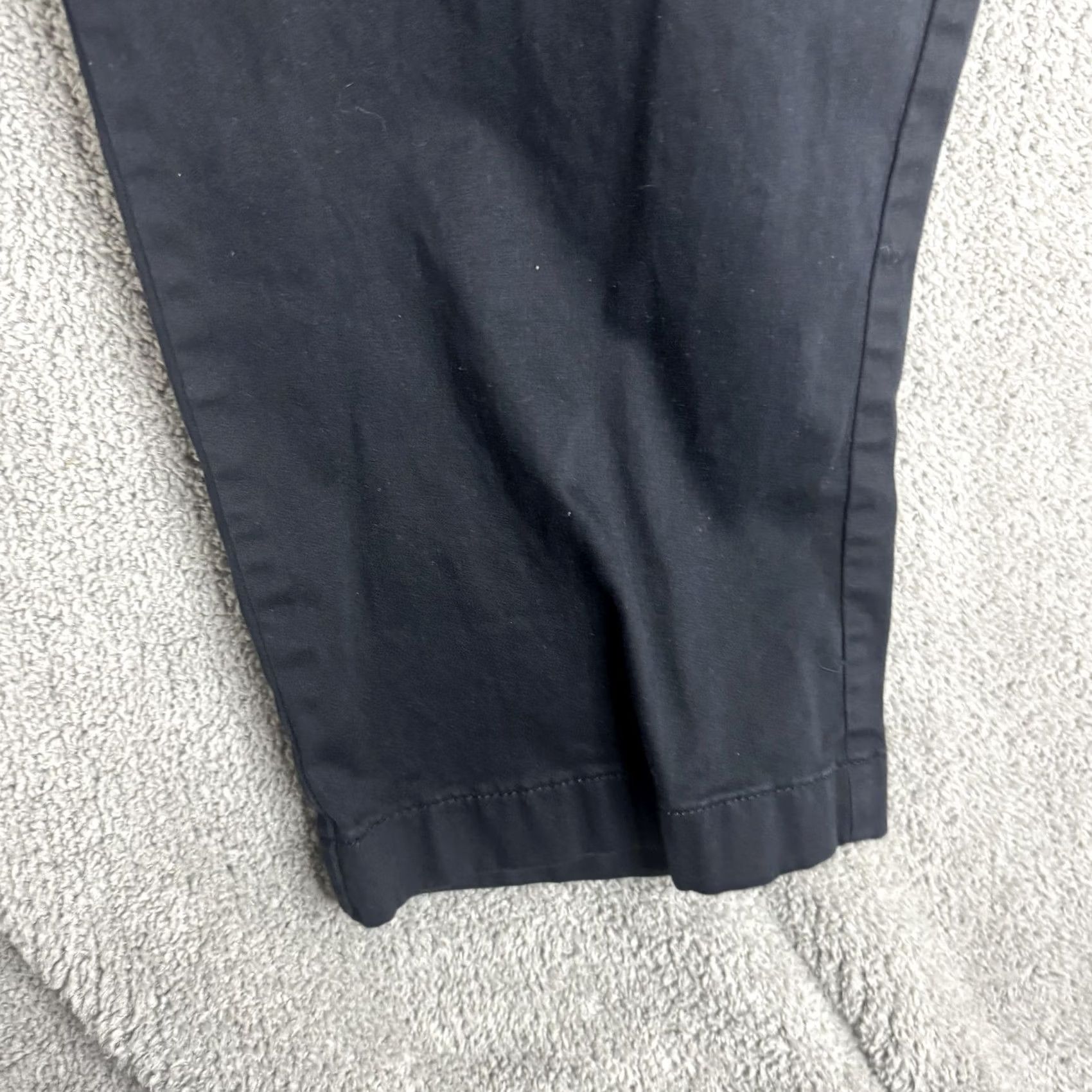 Tommy Bahama Tommy Bahama Pants Mens 42x30 Black Stretch Chino Flat Front Dress Casual Pants Size US 42 / EU 58 - 6 Thumbnail