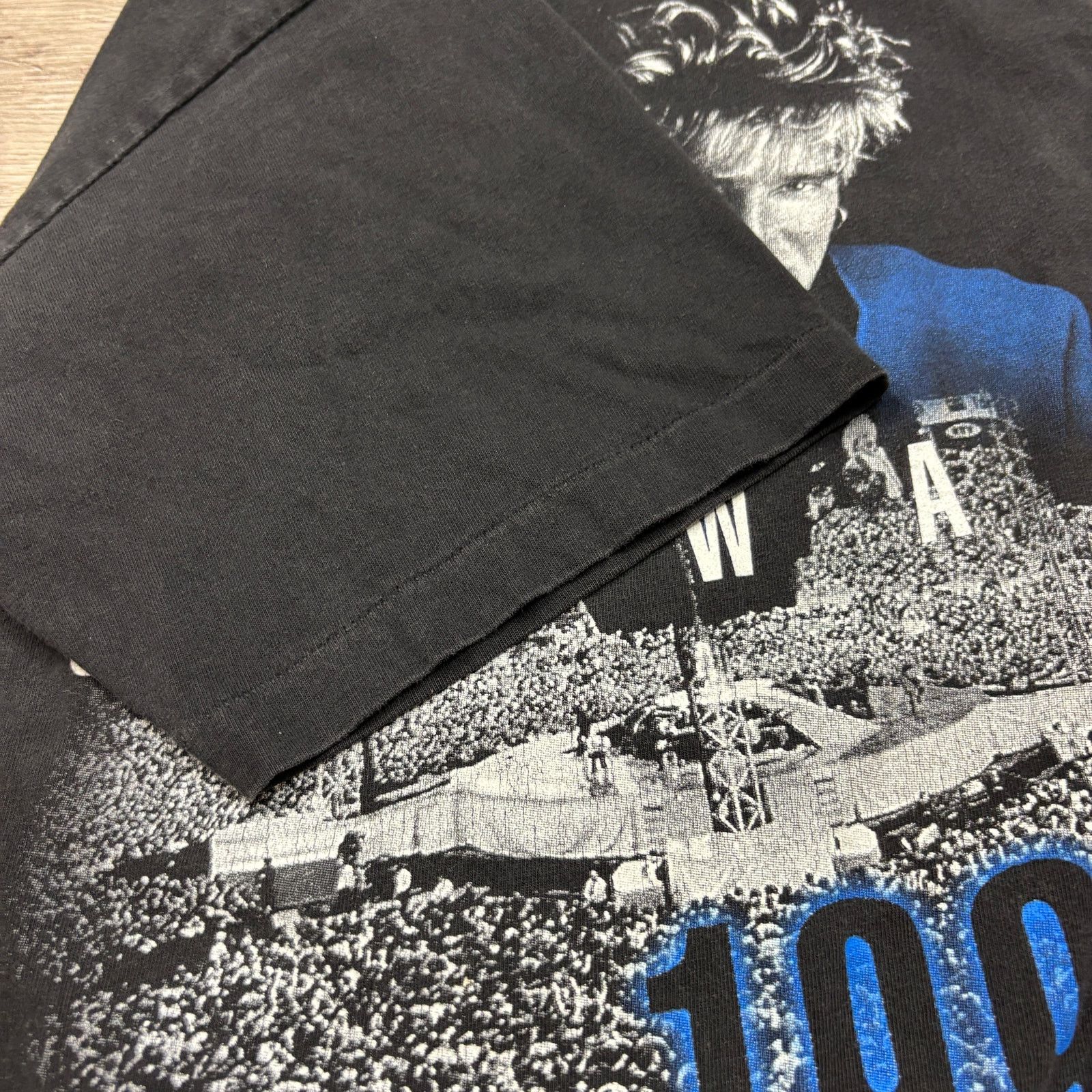 Band Tees × Vintage Vintage 1996 Rod Stewart In the Round Tour Shirt Men's Large Size US L / EU 52-54 / 3 - 6 Thumbnail