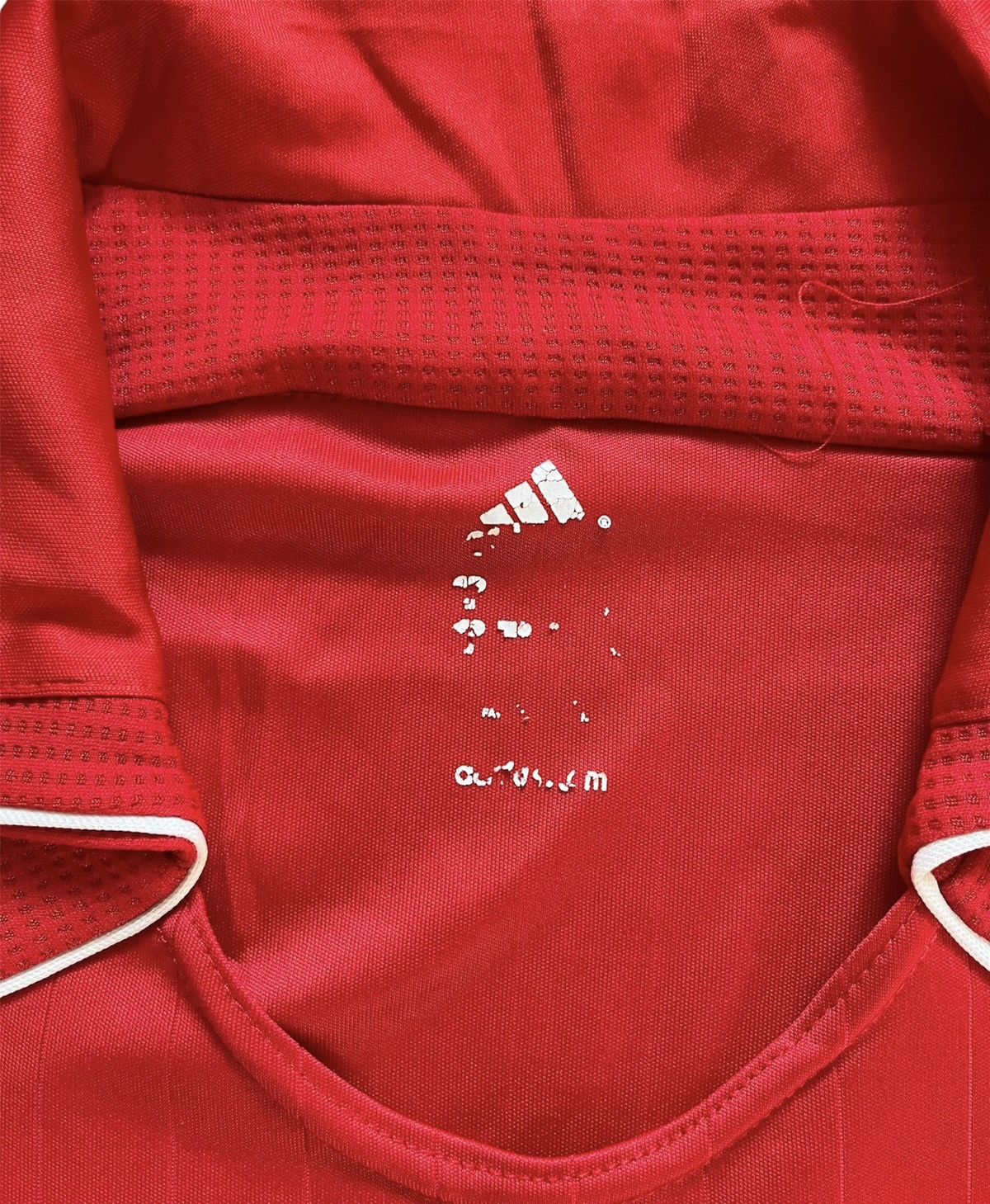 Adidas Vintage Liverpool soccer jersey Size US M / EU 48-50 / 2 - 5 Thumbnail