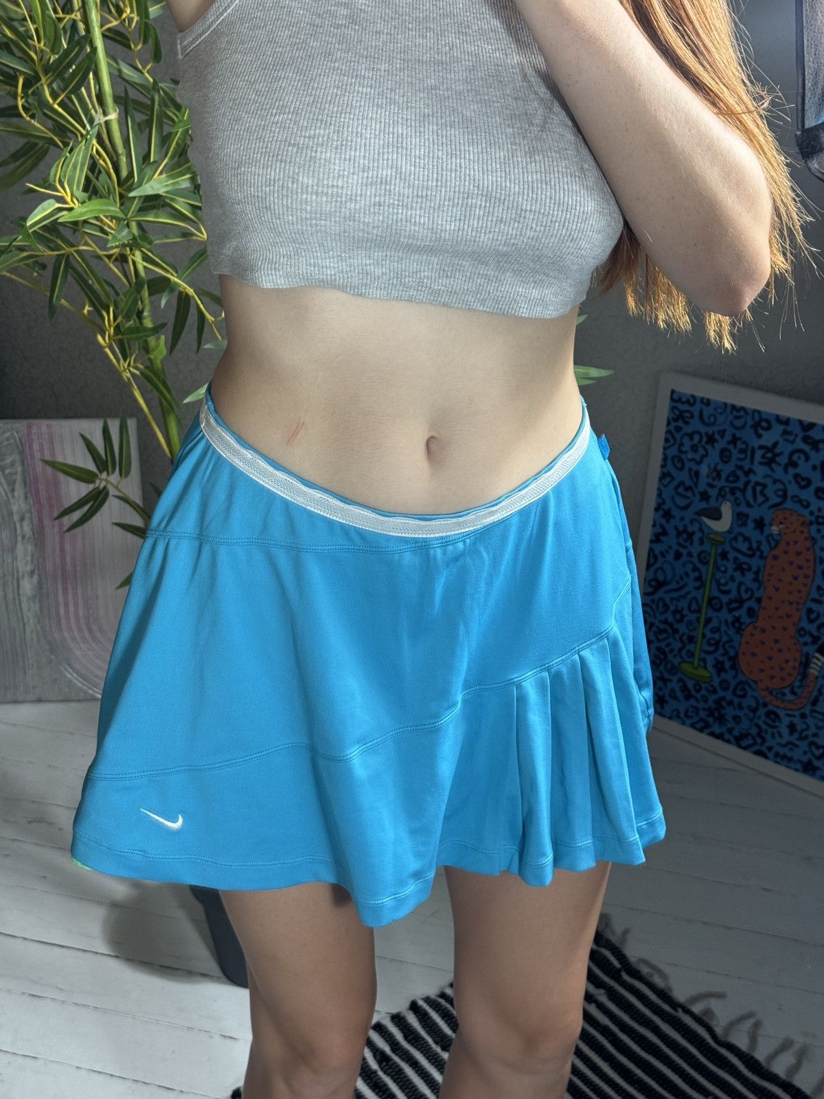Nike VINTAGE NIKE 2000s PLEATED MINI SKIRT / SHORTS Size 30" / US 8 / IT 44 - 1 Thumbnail