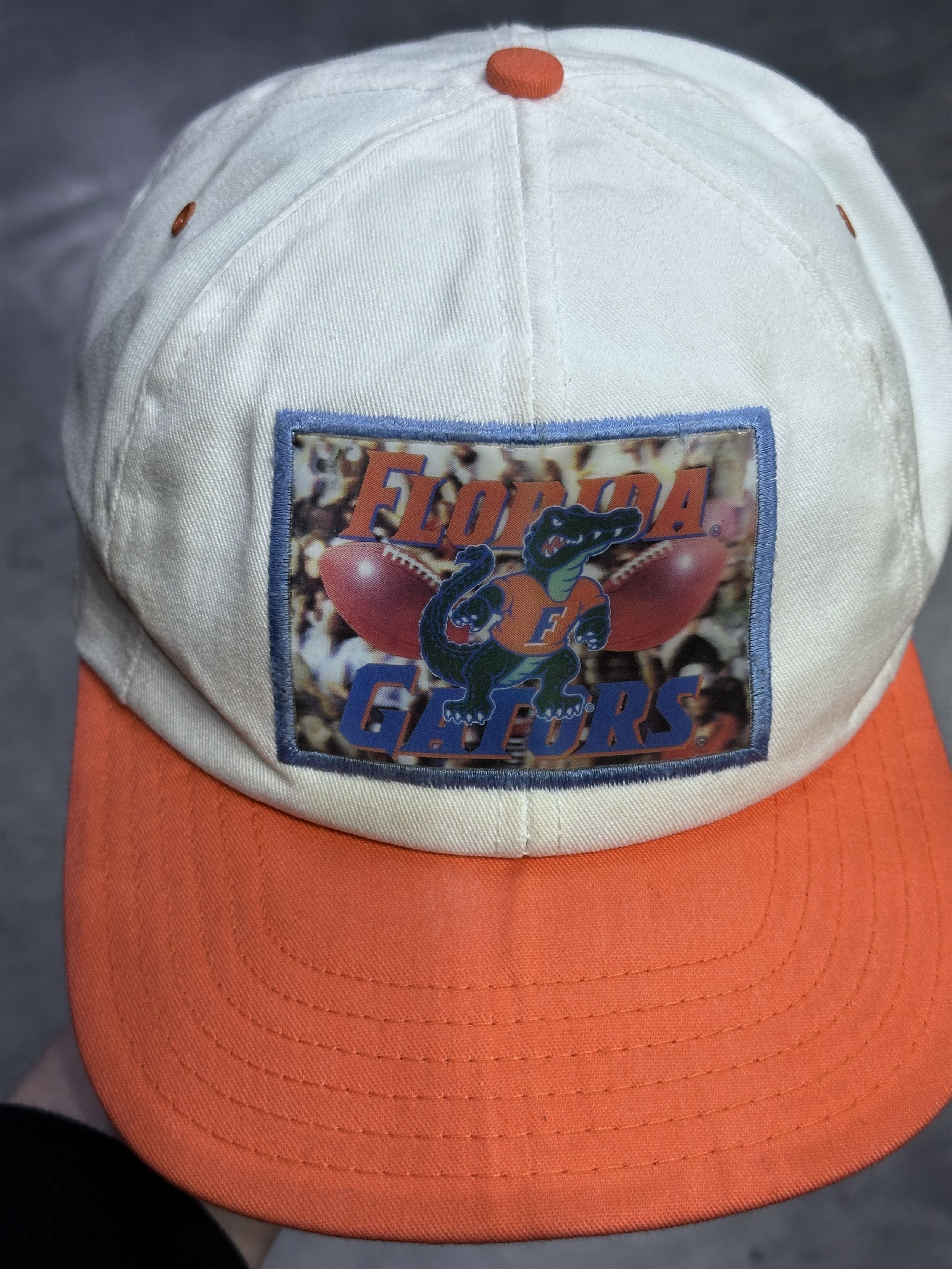 Vintage Florida Gators NFL white hat hologram Size ONE SIZE - 2 Thumbnail