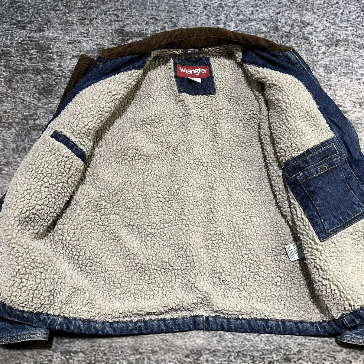 Wrangler VINTAGE WRANGLER SHERPA LINED DENIM TRUCKER JACKET SMALL Size US S / EU 44-46 / 1 - 7 Thumbnail