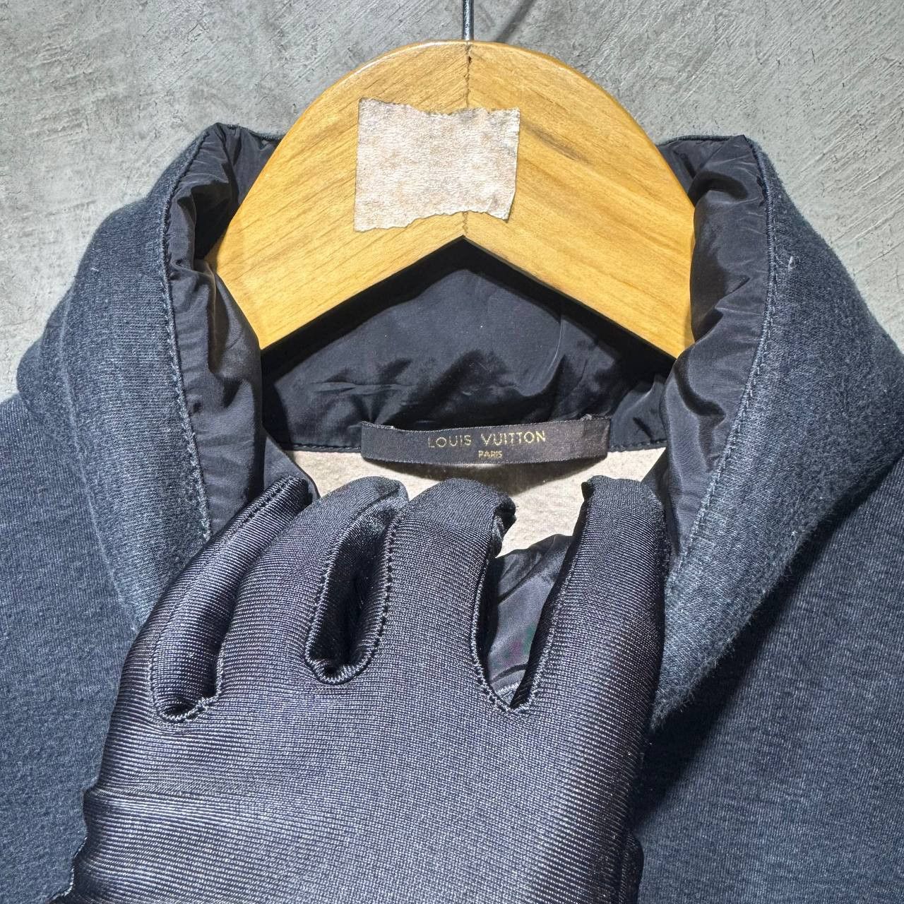 Louis Vuitton Louis Vuitton Fleece Zip-up jacket with packable hood Size US M / EU 48-50 / 2 - 4 Thumbnail