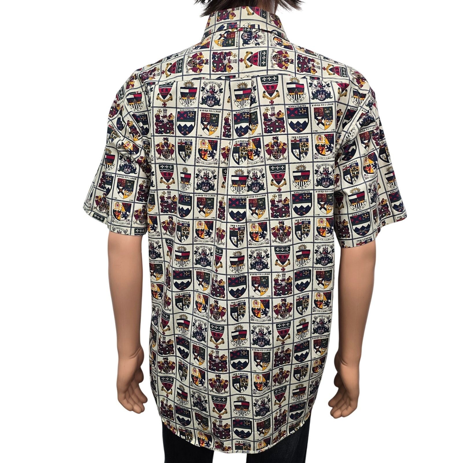 Tommy Hilfiger × Vintage Tommy Hilfiger University Crest Print Shirt L Colleges 90s Size US L / EU 52-54 / 3 - 10 Thumbnail