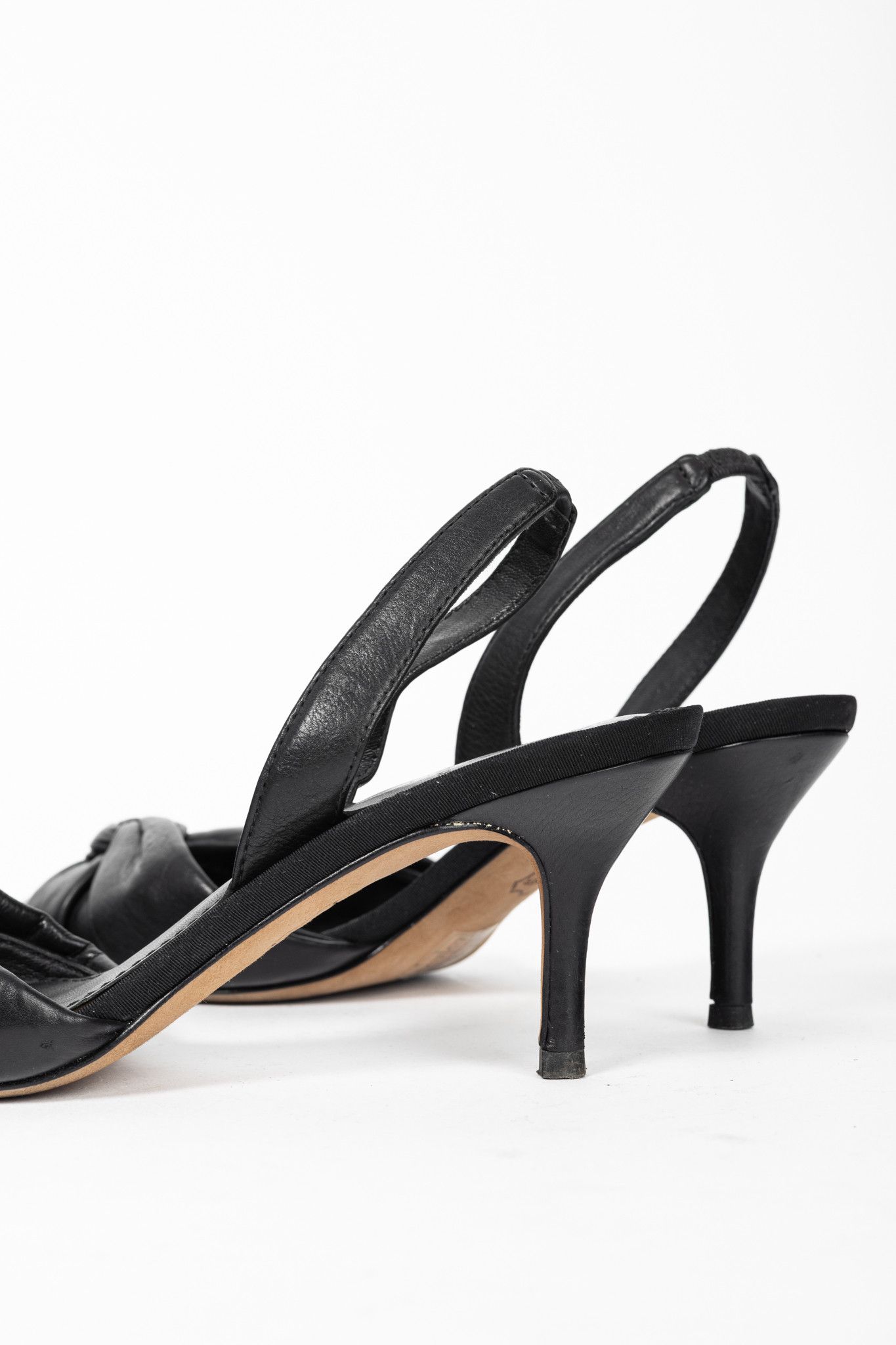 Tory Burch Tory Burch Black Leather Knotted Pointed-Toe Slingback Pumps Size US 5 / IT 35 - 7 Thumbnail