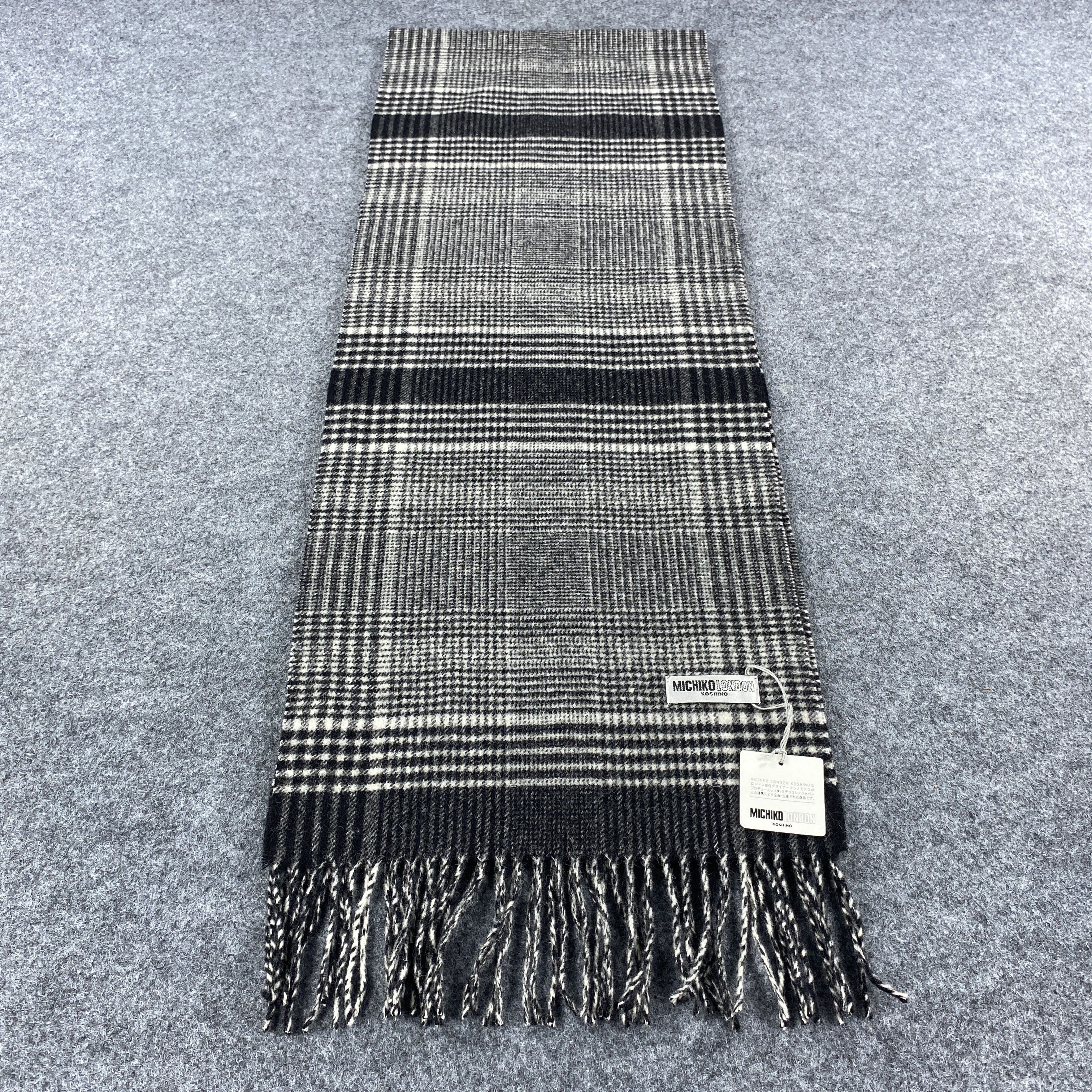Michiko Koshino London × Vintage Michiko Koshino London Scarf # Muffler # Neckwear # D412 Size ONE SIZE - 5 Thumbnail
