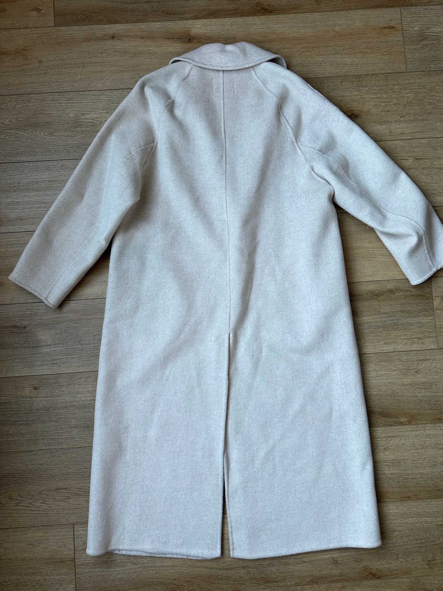 H&M 🔥[SALE]🔥 H&M Double Breasted Cream Coat Size S / US 4 / IT 40 - 9 Thumbnail