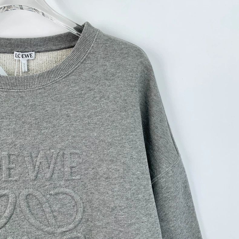 Loewe Loewe Gray logo embossed cotton round neck long sleeve hoo Size S / US 4 / IT 40 - 3 Thumbnail