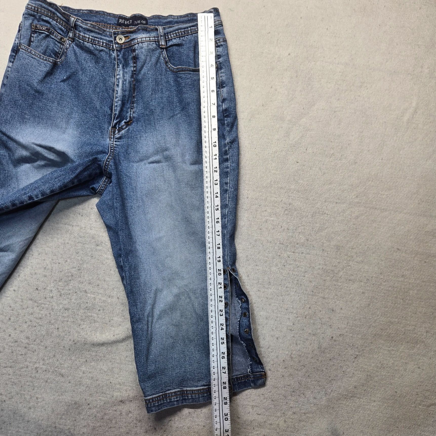 CO Revolt Jean Co Blue Denim Capri Jeans 16 Women Pockets Zipper Fly Button Regular Cotton Spandex Boyfriend Style Size 38" / US 16 / IT 52 - 7 Thumbnail