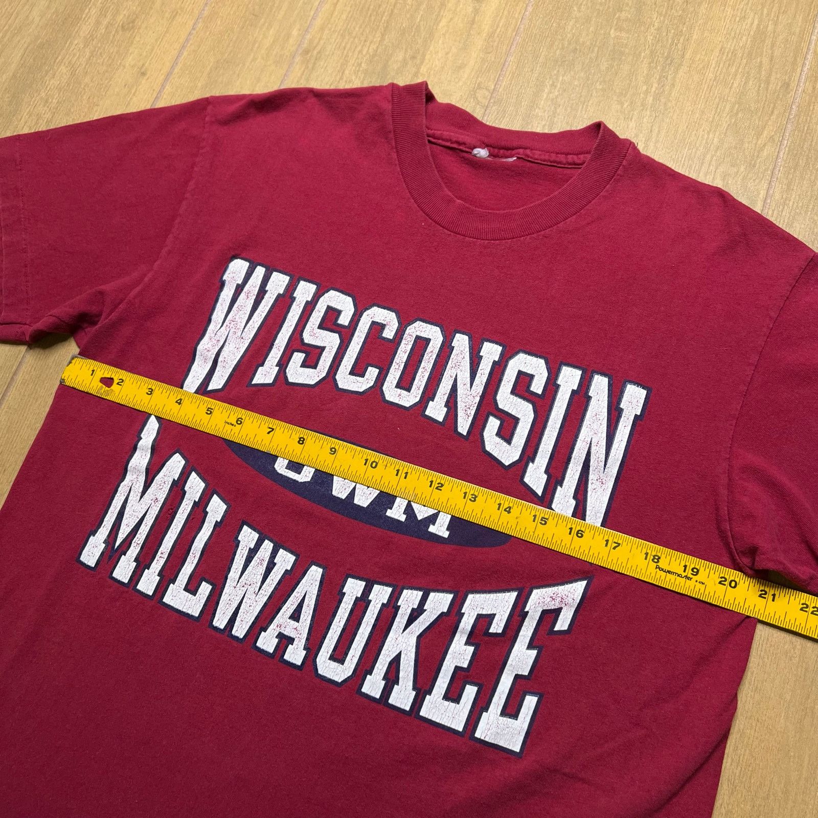Champion Vintage Champion t-shirt University Wisconsin Milwaukee L Size US L / EU 52-54 / 3 - 6 Thumbnail
