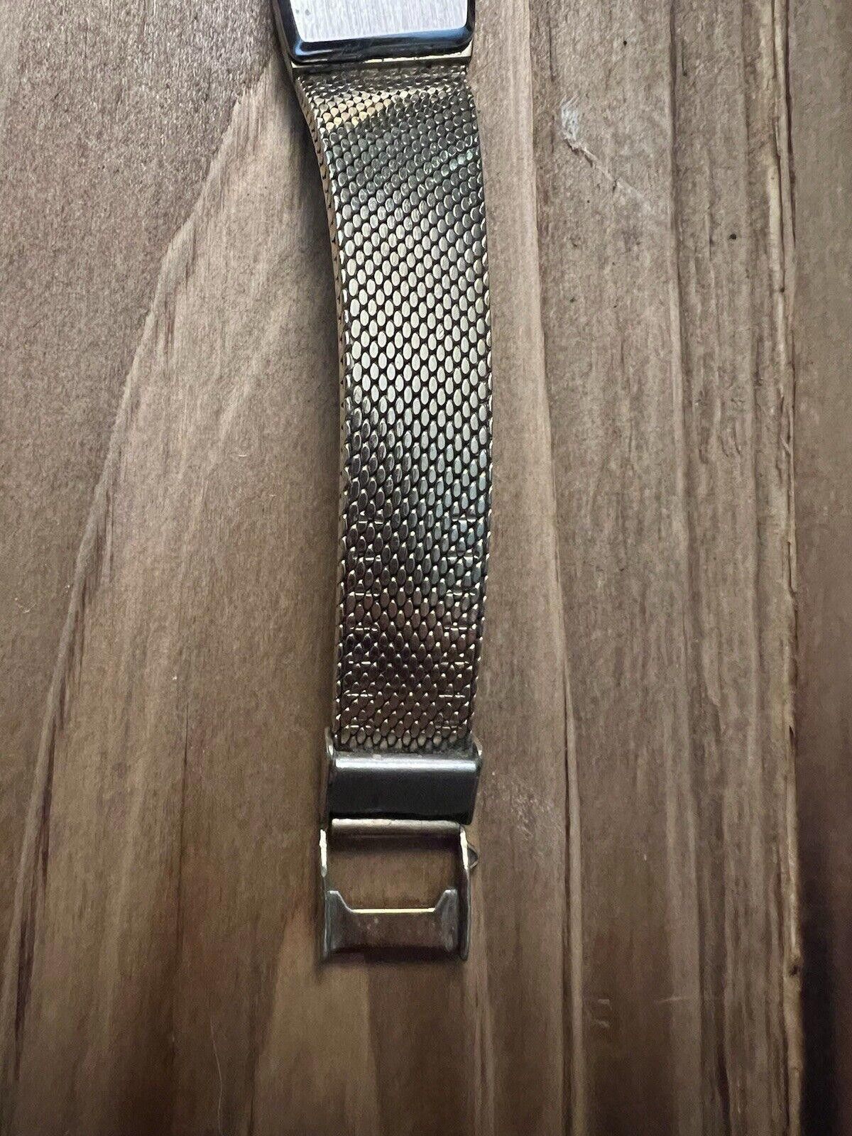 Seiko Seiko Vintage Ladies Watch New Battery Working Size ONE SIZE - 6 Thumbnail