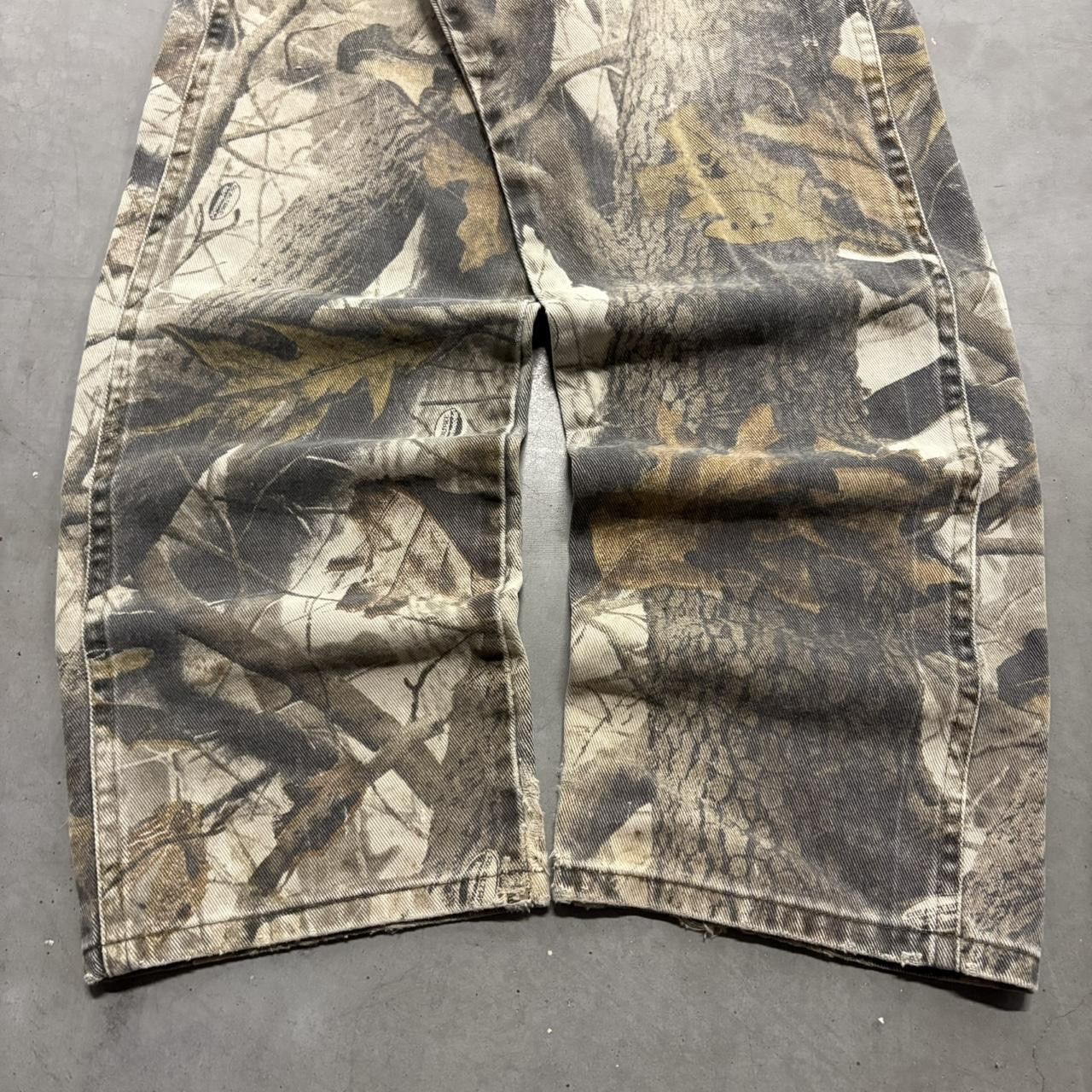 Vintage Crazy Vintage Y2K/2000s Baggy Real Camo Ripped Camo Denim Jeans! Size US 32 / EU 48 - 5 Thumbnail