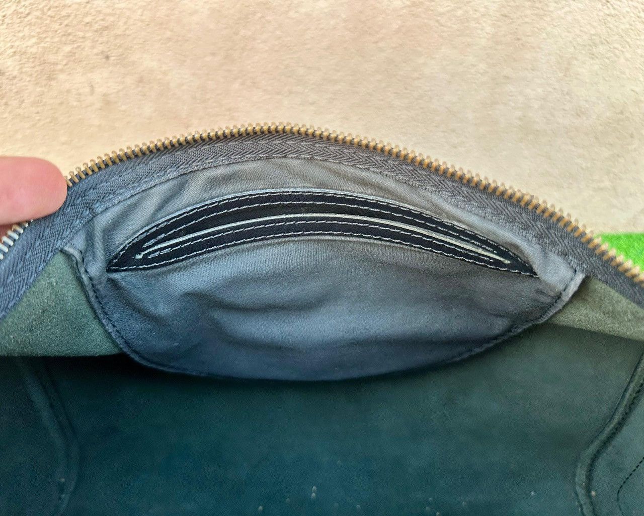 Louis Vuitton Authentic Louis Vuitton Black Epi Leather Speedy 30 Handbag Size ONE SIZE - 10 Thumbnail