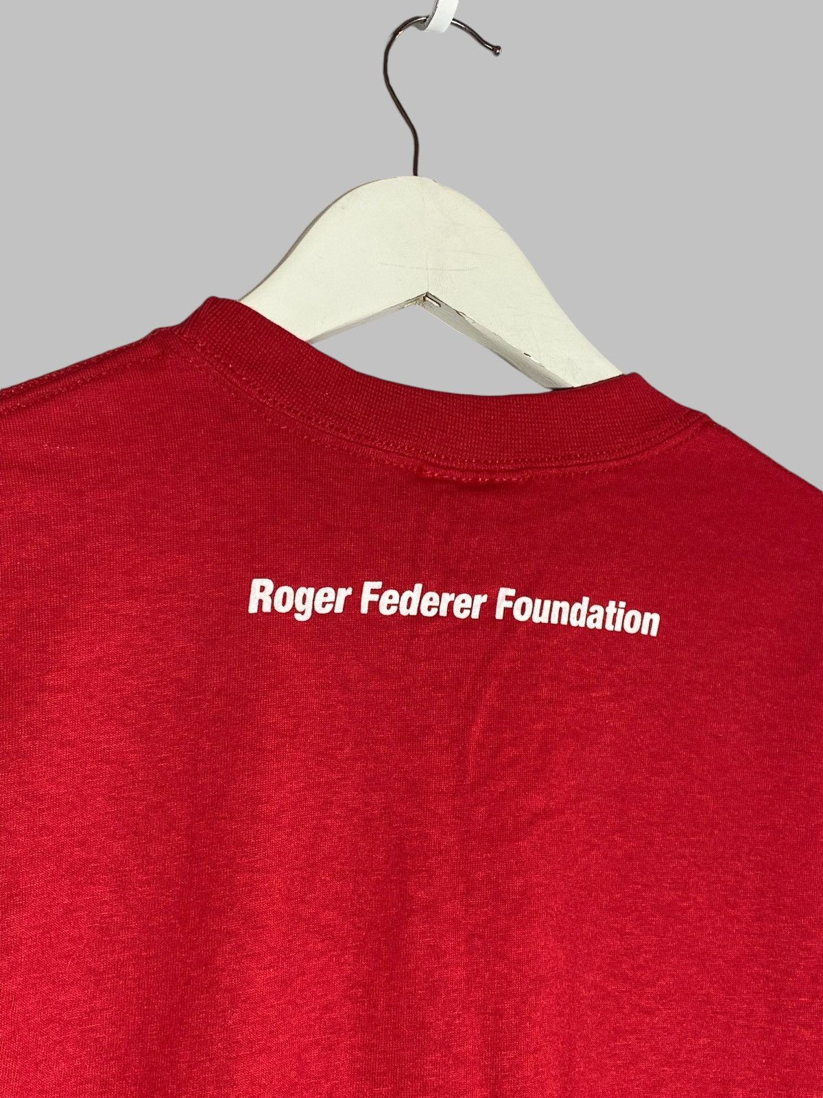 Nike Vintage Nike Roger Federer Central Swoosh T-shirt Size US M / EU 48-50 / 2 - 5 Thumbnail