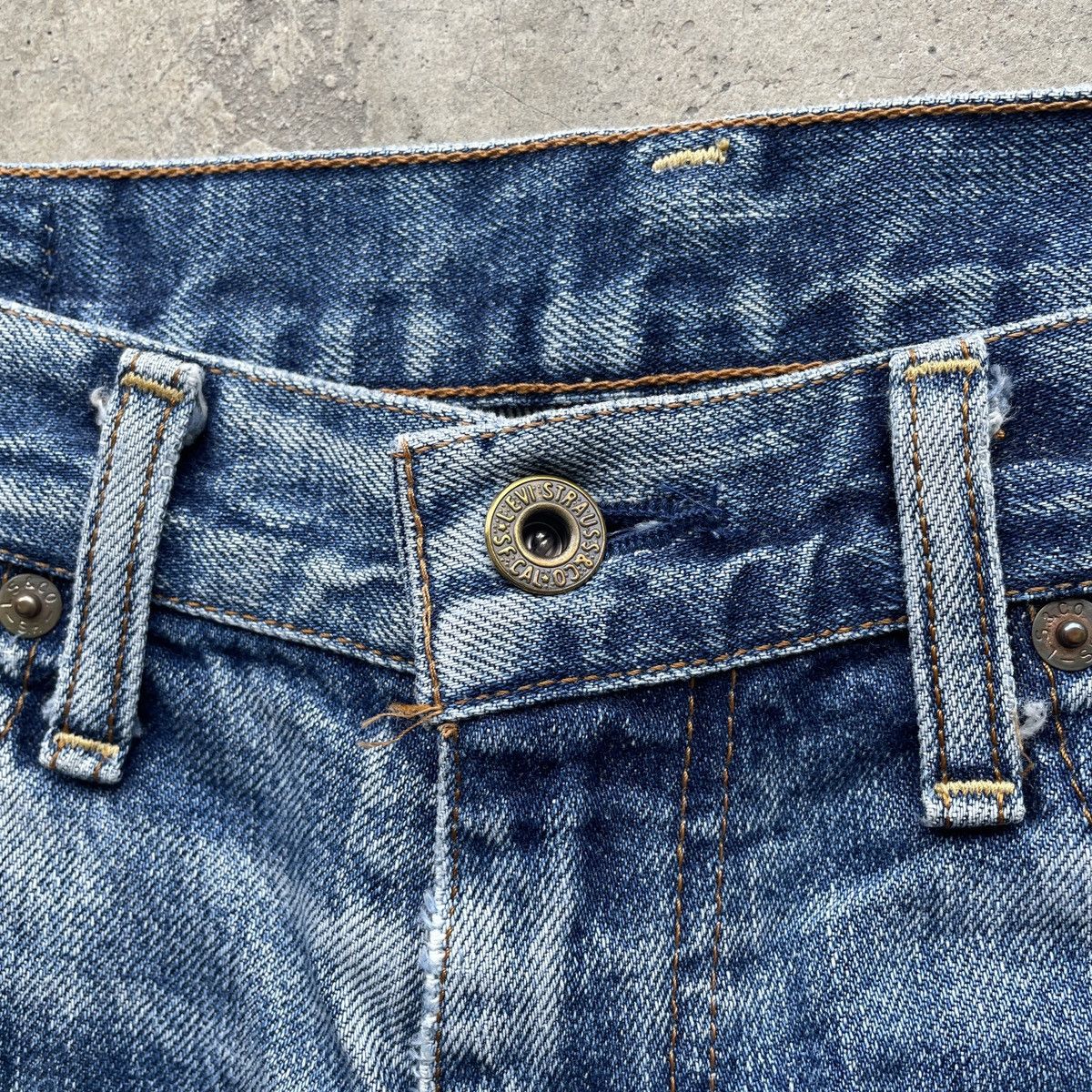Levi's Vintage Clothing Lot 503 Levi’s Vintage Faded Jeans Denim Distressed Pants Size US 31 - 6 Thumbnail