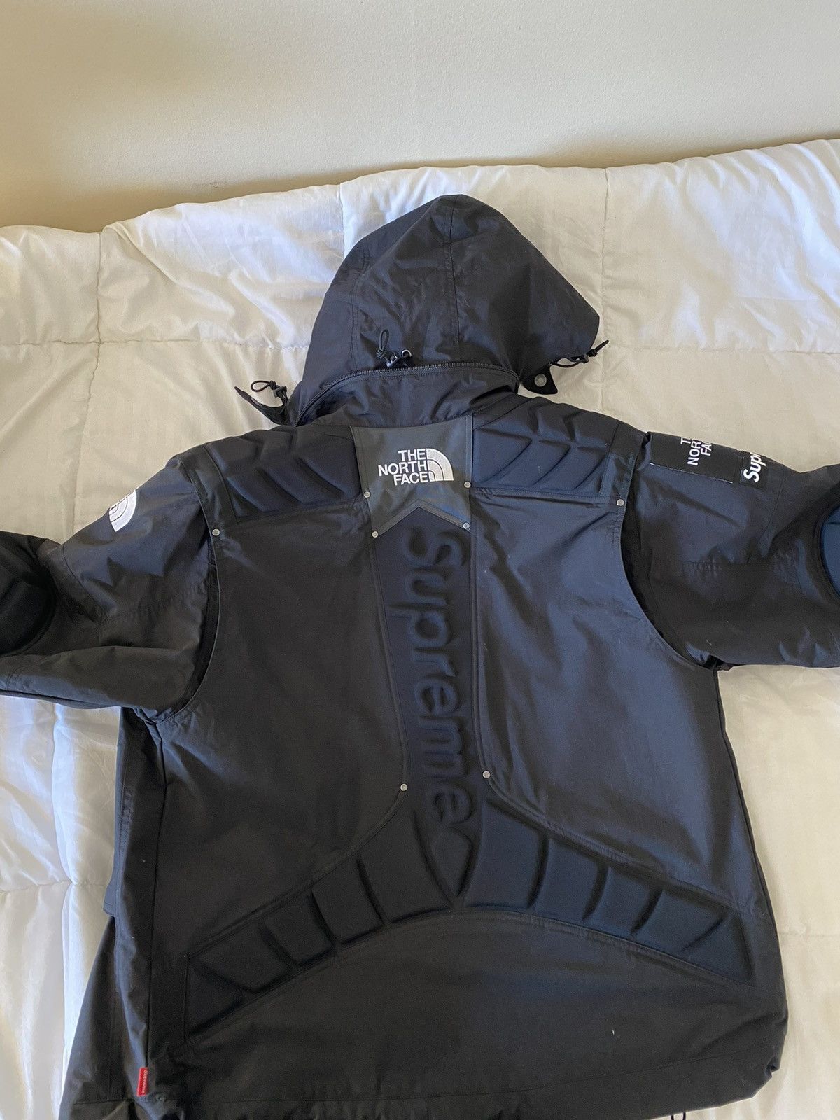 Supreme × The North Face Supreme X northface Size US S / EU 44-46 / 1 - 4 Thumbnail