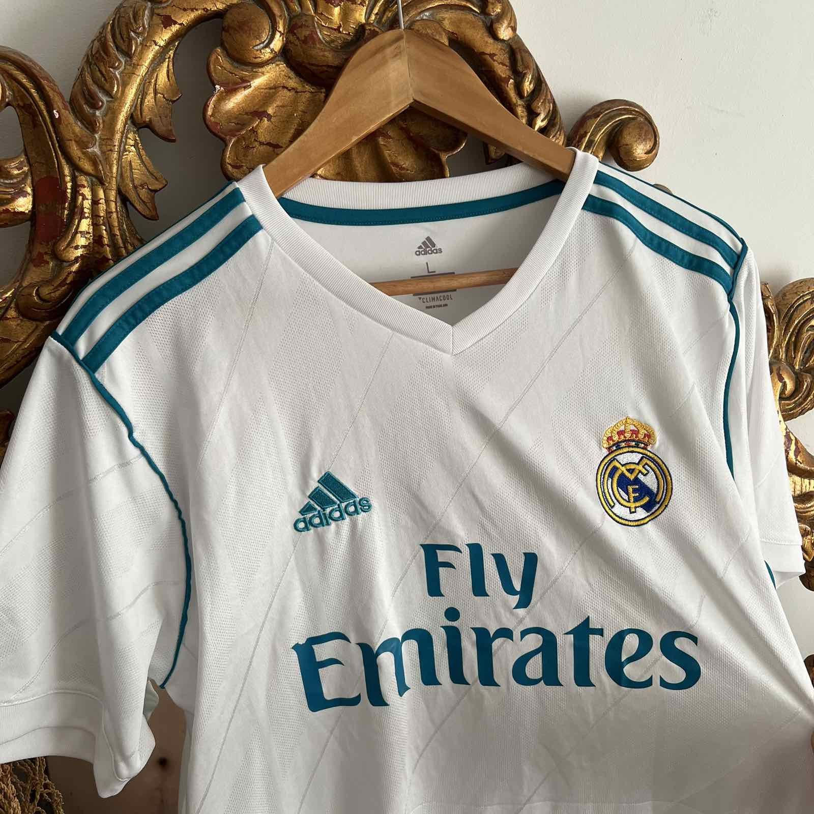 Adidas REAL MADRID ADIDAS 2017/2018 FOOTBALL HOME JERSEY #7 RONALDO Size US L / EU 52-54 / 3 - 3 Thumbnail