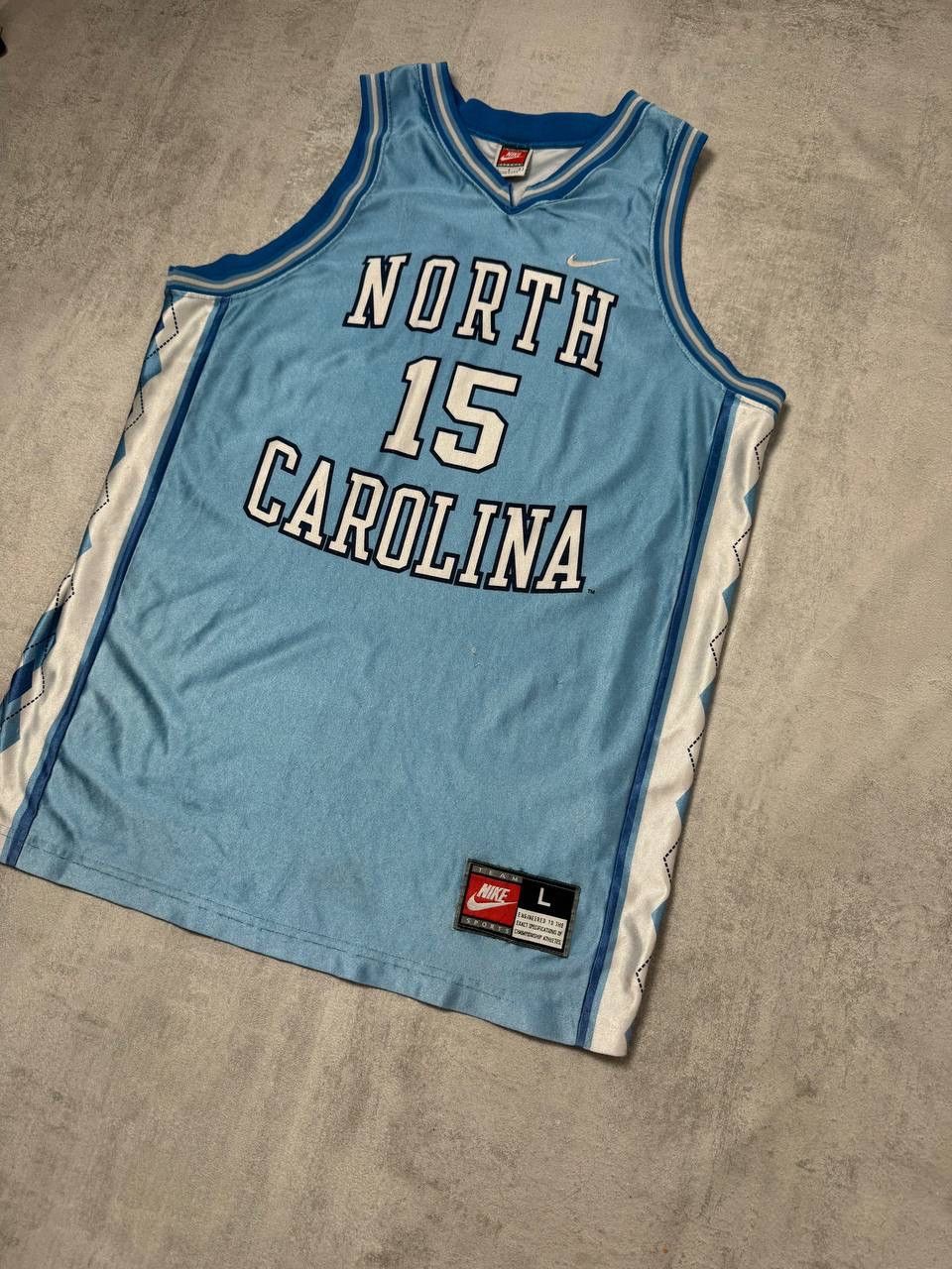 Nike × Vintage Nike basketball jersey vintage 90s North Carolina 15 Size US L / EU 52-54 / 3 - 2 Thumbnail