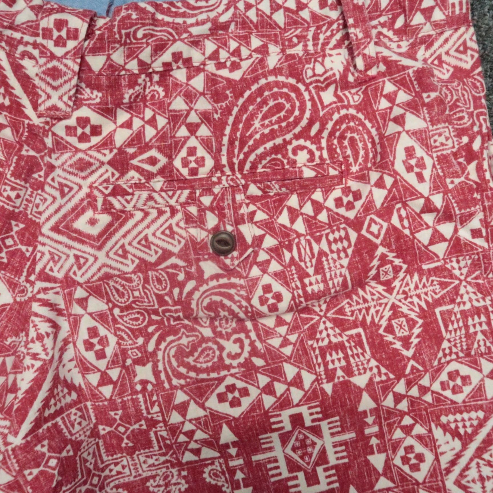 Reyn Spooner Reyn Spooner Shorts Mens 34 Chino Casual Red White Geometric Pattern 34 Inseam 11in Belt Loops Pockets Size US 34 / EU 50 - 5 Thumbnail
