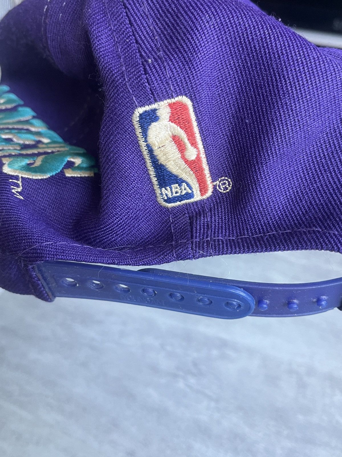 NBA × Vintage Charlotte Hornets Vintage NBA Cap Size ONE SIZE - 4 Thumbnail