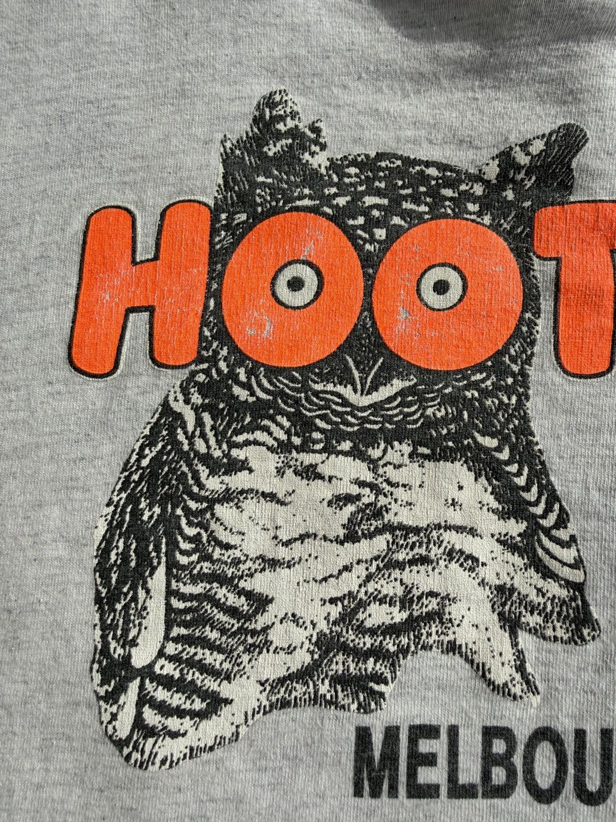 Other Vintage Hooters Single Stitch T-shirt Size US L / EU 52-54 / 3 - 4 Thumbnail