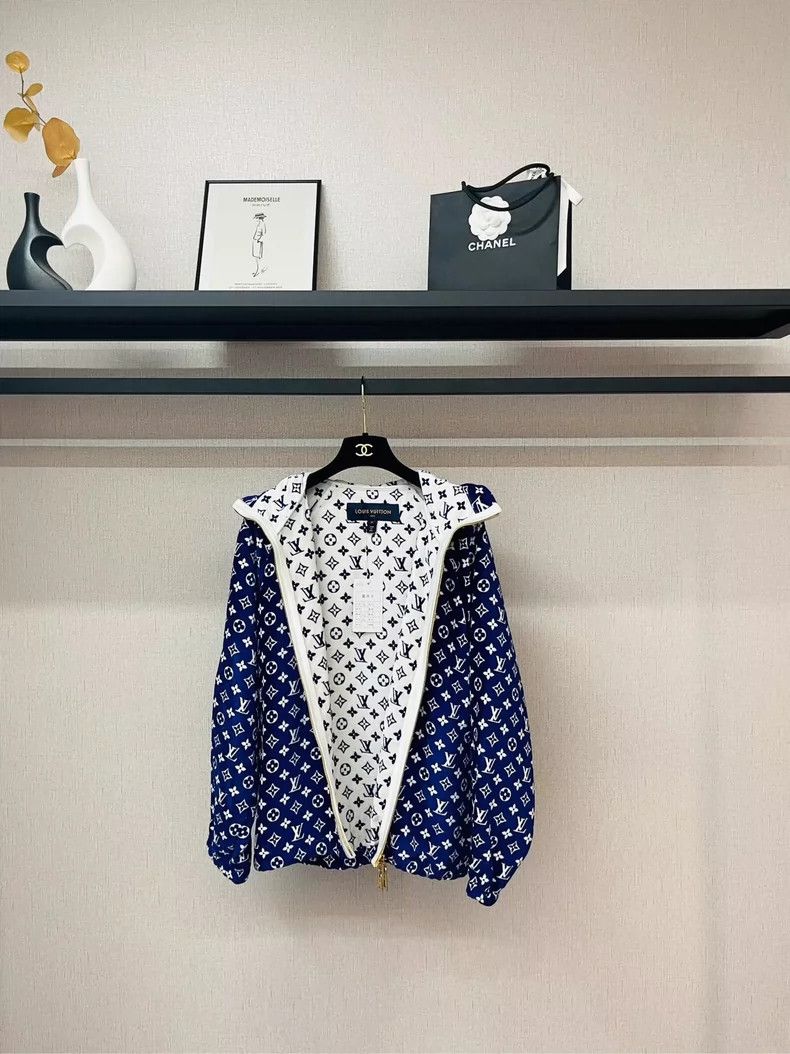 Louis Vuitton LV Blue White Reversible Monogram Jacket - dmc Size US XS / EU 42 / 0 - 1 Thumbnail