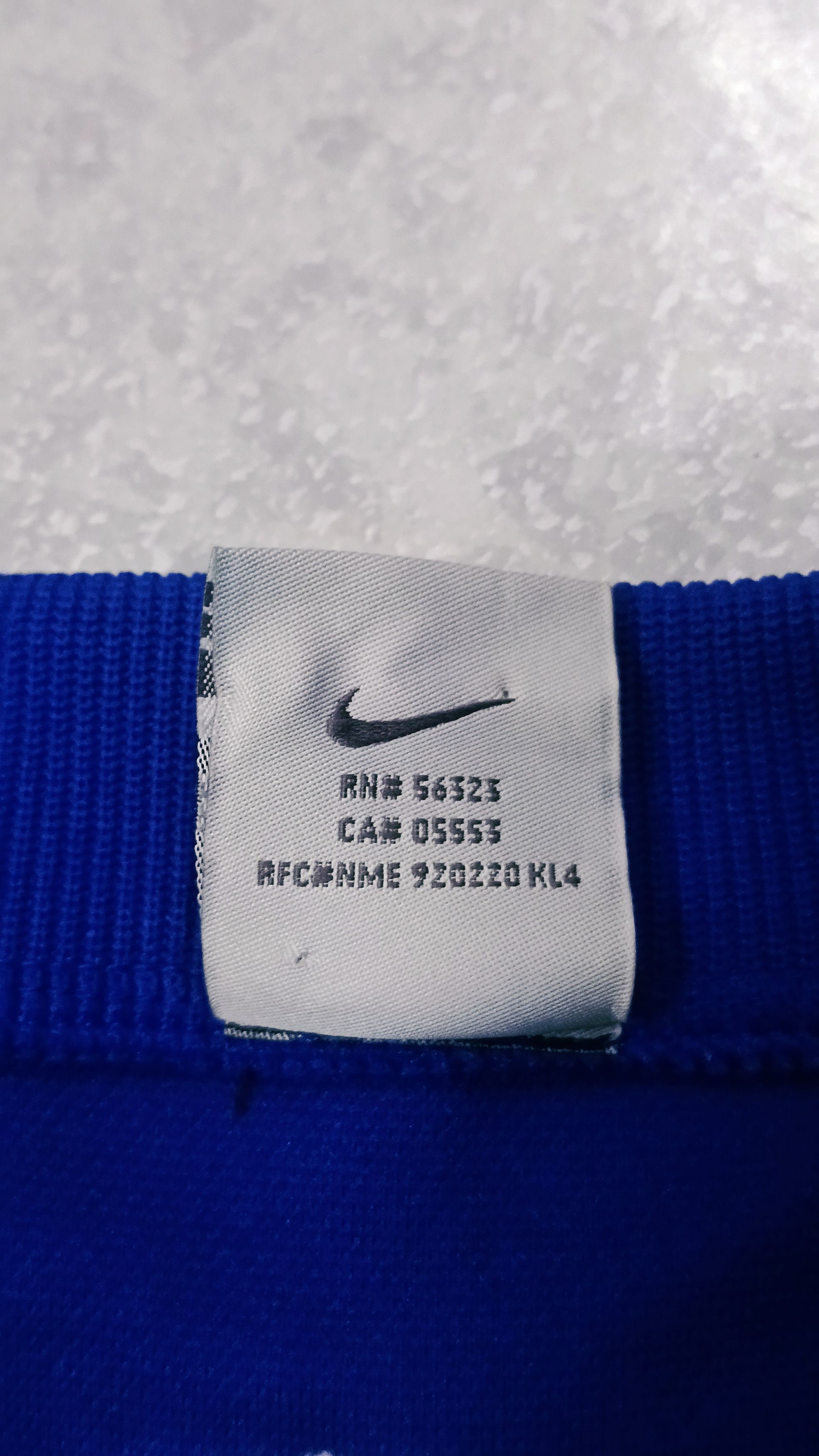 Nike Vintage Nike Football Training Sweater Size US L / EU 52-54 / 3 - 10 Thumbnail
