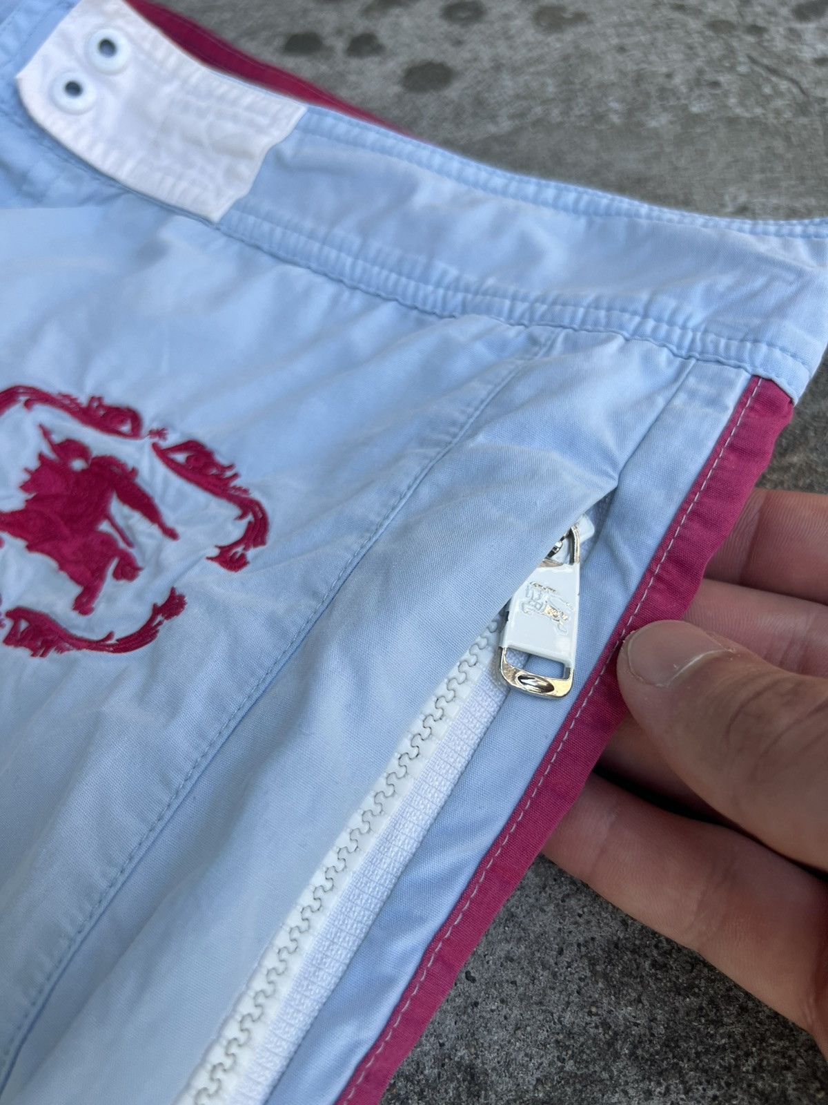 Burberry Rare Vintage Burberry Nylon Swim Shorts Archive Big Logo L Size US 34 / EU 50 - 7 Thumbnail