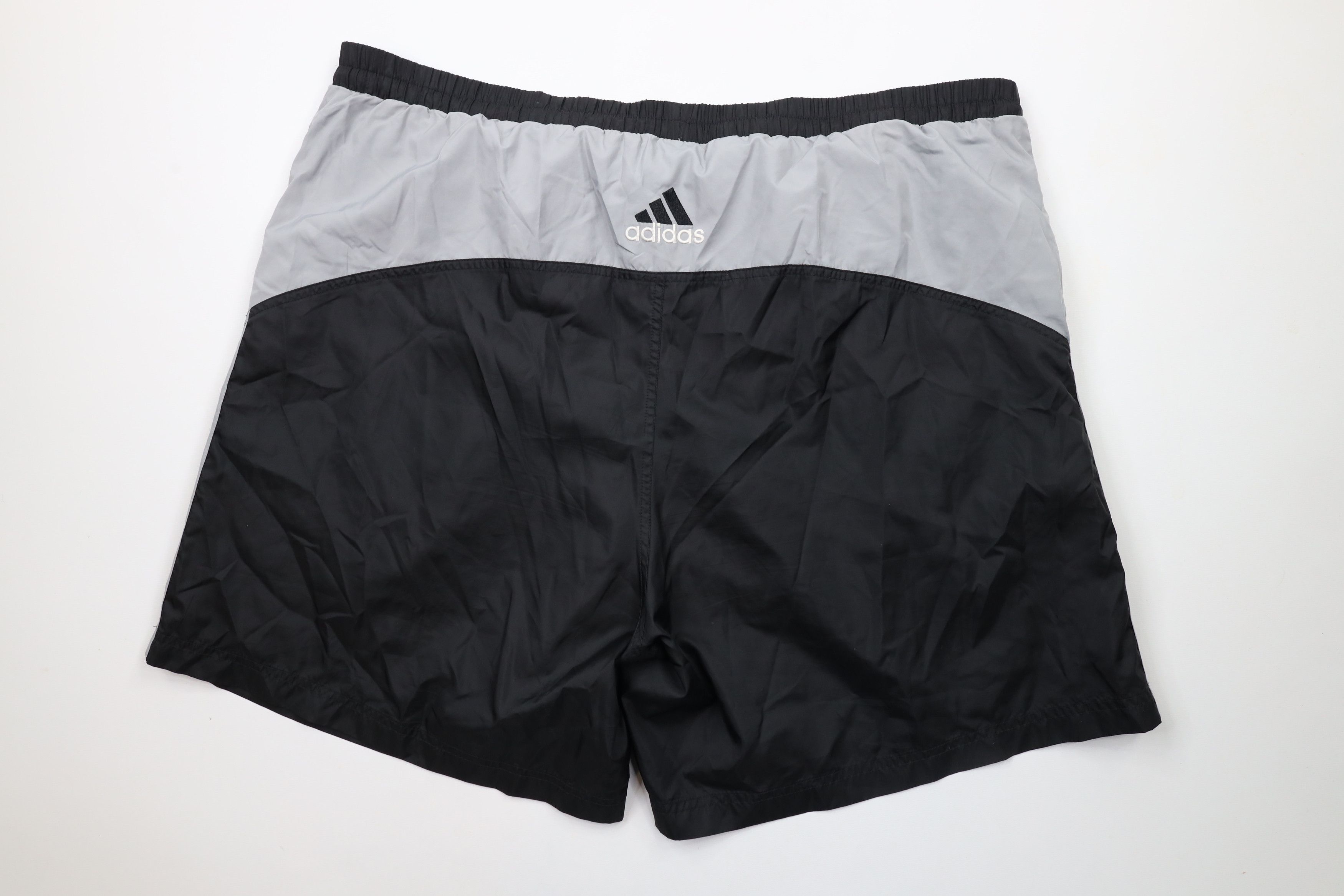 Adidas × Vintage Vintage 90s Adidas Out Striped Lined Soccer Shorts Nylon Size US 38 / EU 54 - 8 Thumbnail