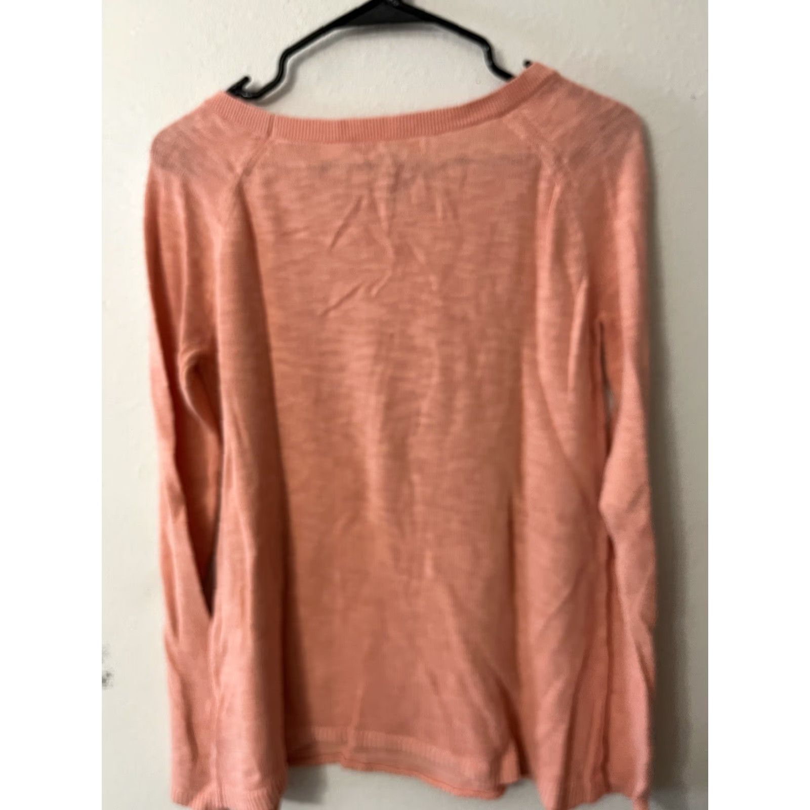 Gap VINTAGE Gap Women's Solid Long Sleeve Crew Neck T-Shirt Medium Pink Casual Fitted All Seasons Size M / US 6-8 / IT 42-44 - 4 Thumbnail
