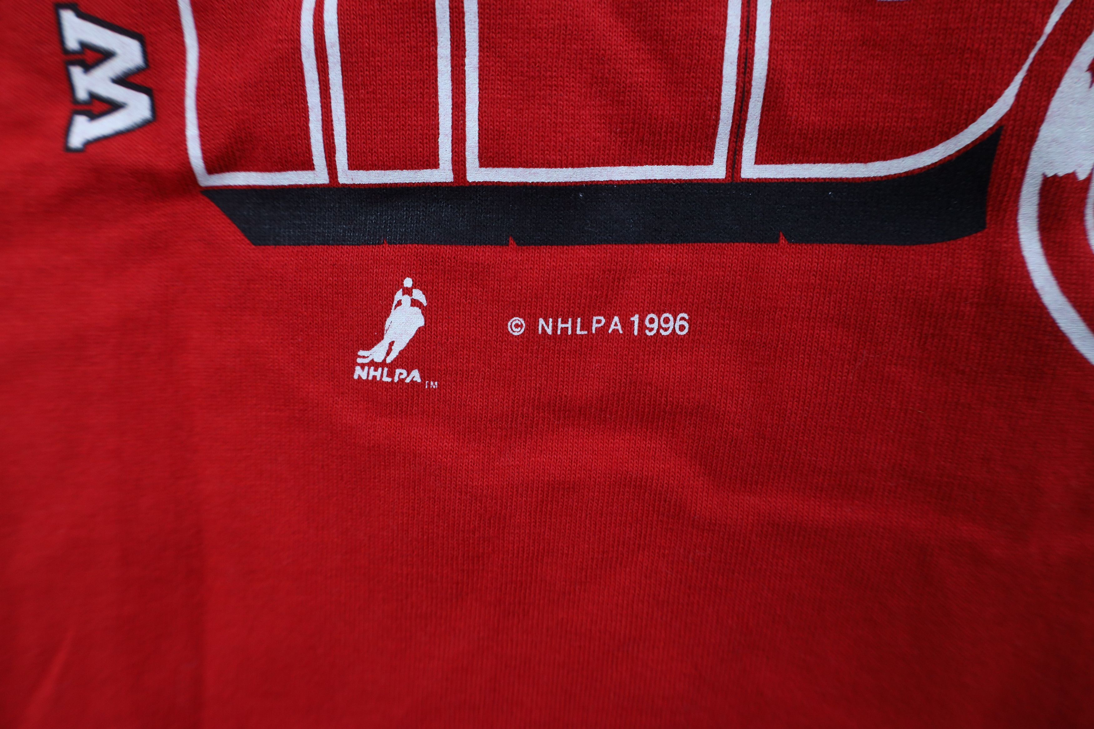 Vintage Deadstock Vintage 90s Detroit Red Wings Hockey T-Shirt Red Size US XL / EU 56 / 4 - 7 Thumbnail