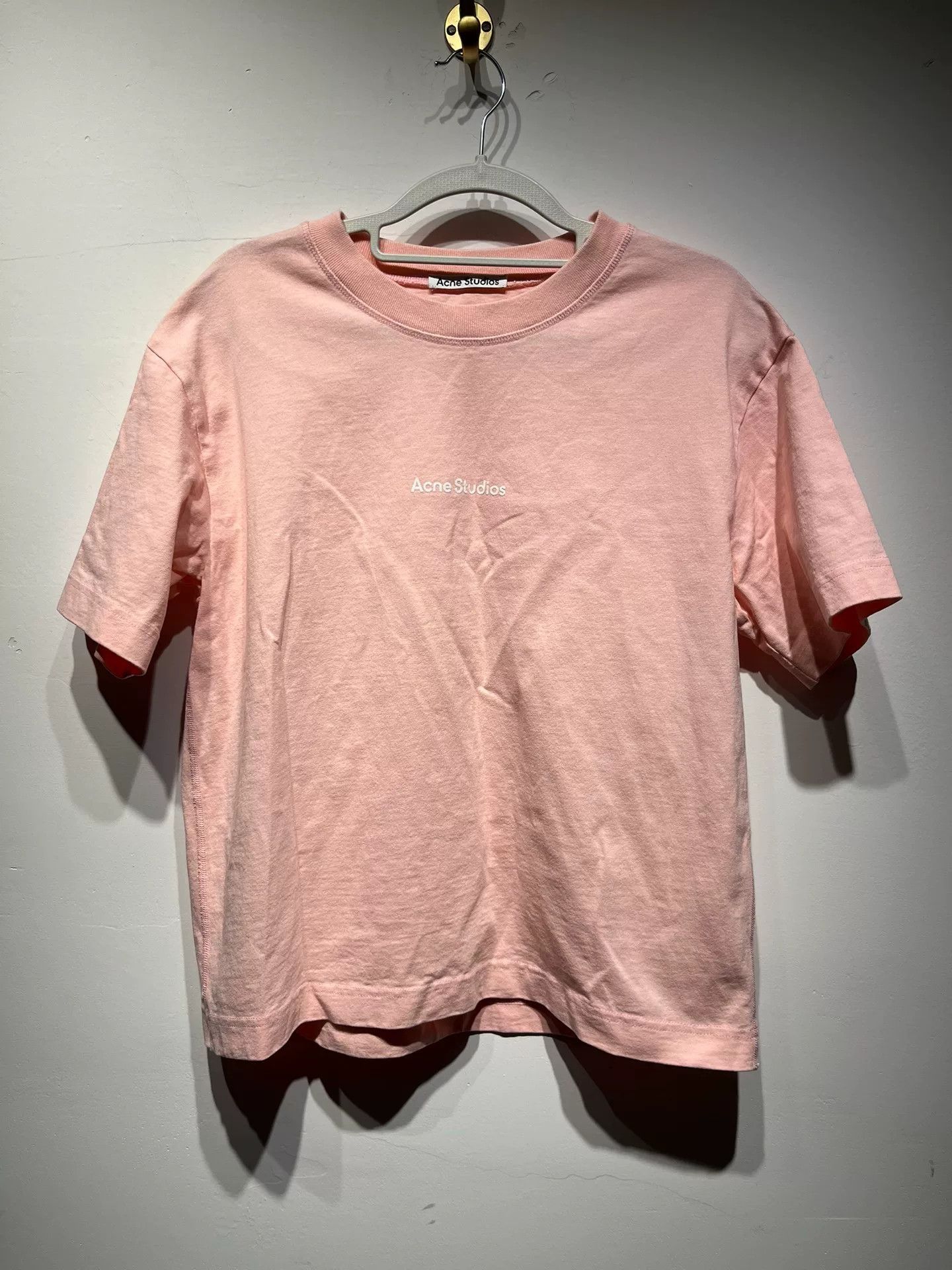 Acne Studios Acne Studios Cotton Graphic Pink T-Shirt XXS Women Size XXS / US 00 / IT 34 - 1 Thumbnail