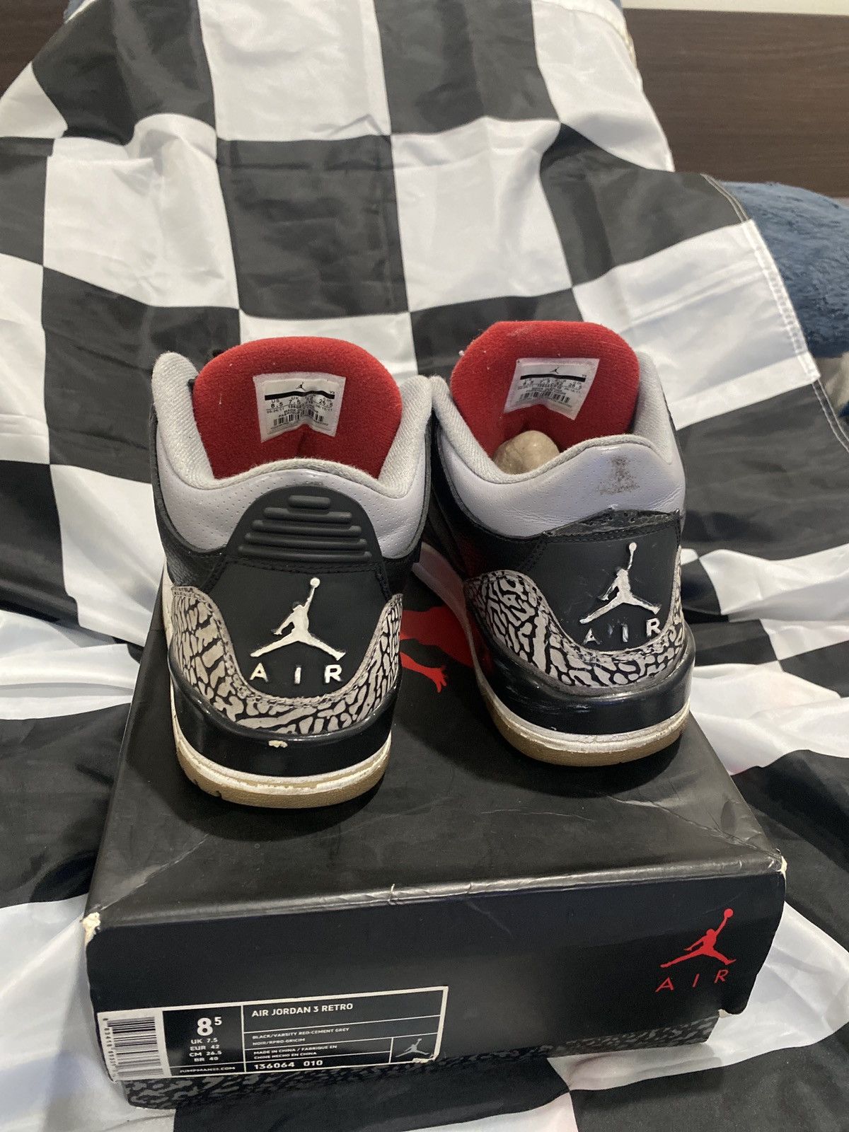 Jordan Brand Air Jordan 3 Black Cement size 8.5 Size US 8.5 / EU 41-42 - 6 Thumbnail