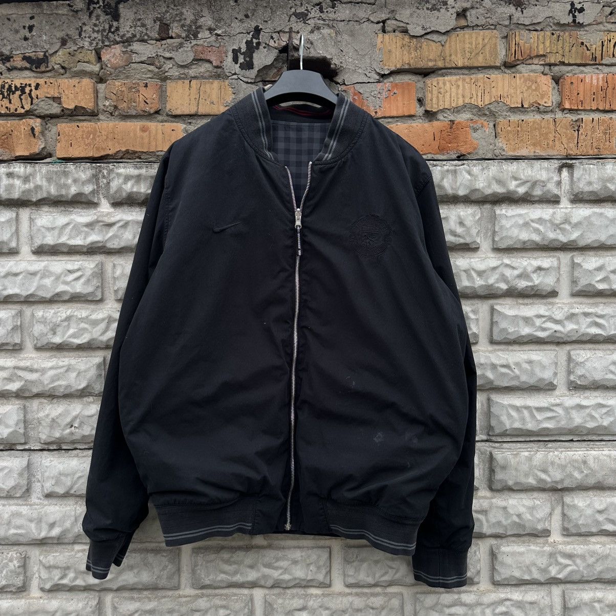 Nike × Vintage Vintage Nike Manchester Light Jacket Double Colour FC Size US XL / EU 56 / 4 - 1 Thumbnail
