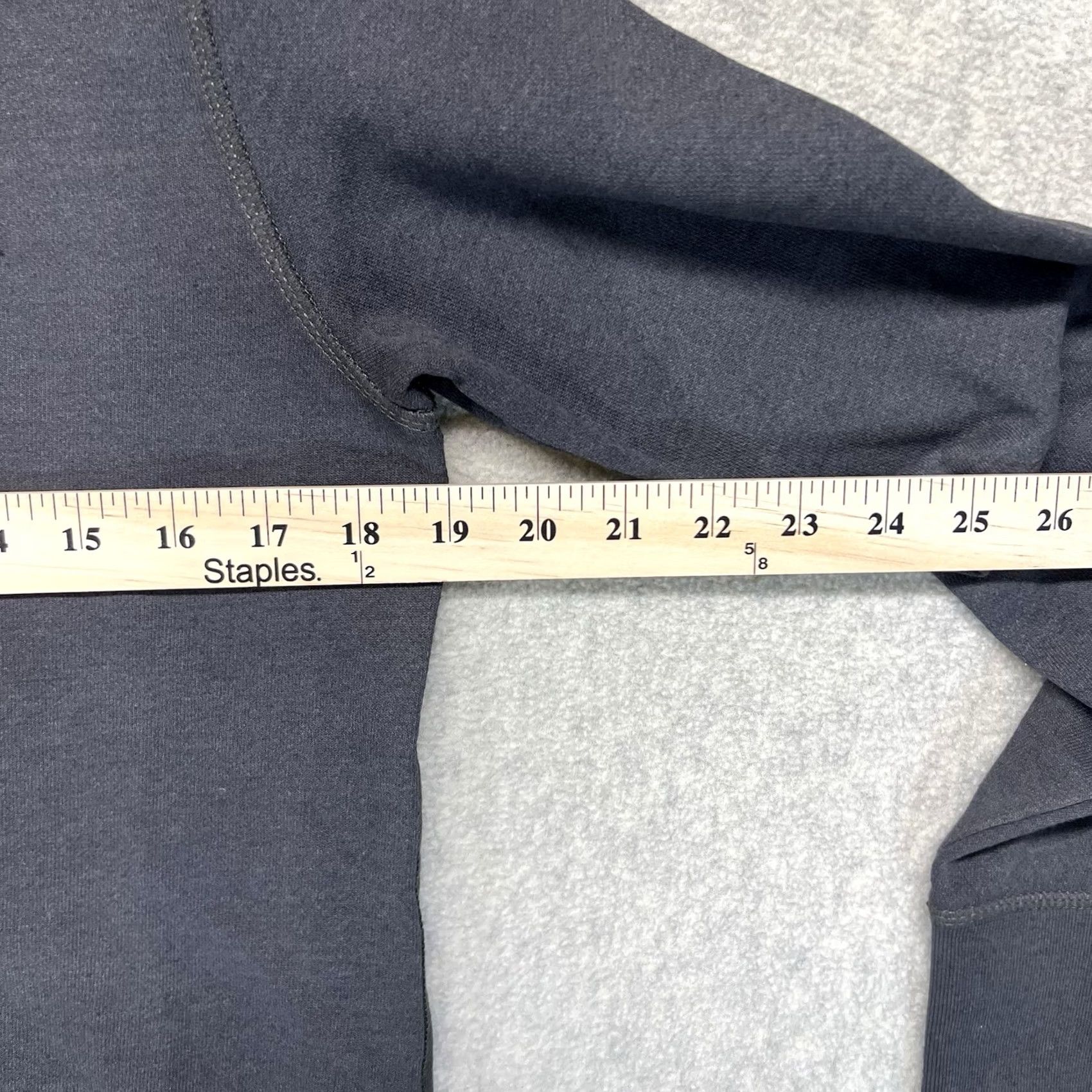 Harley Davidson Harley Davidson Womens Sweatshirt Medium Gray Studded Logo Pullover NWT Size M / US 6-8 / IT 42-44 - 4 Thumbnail