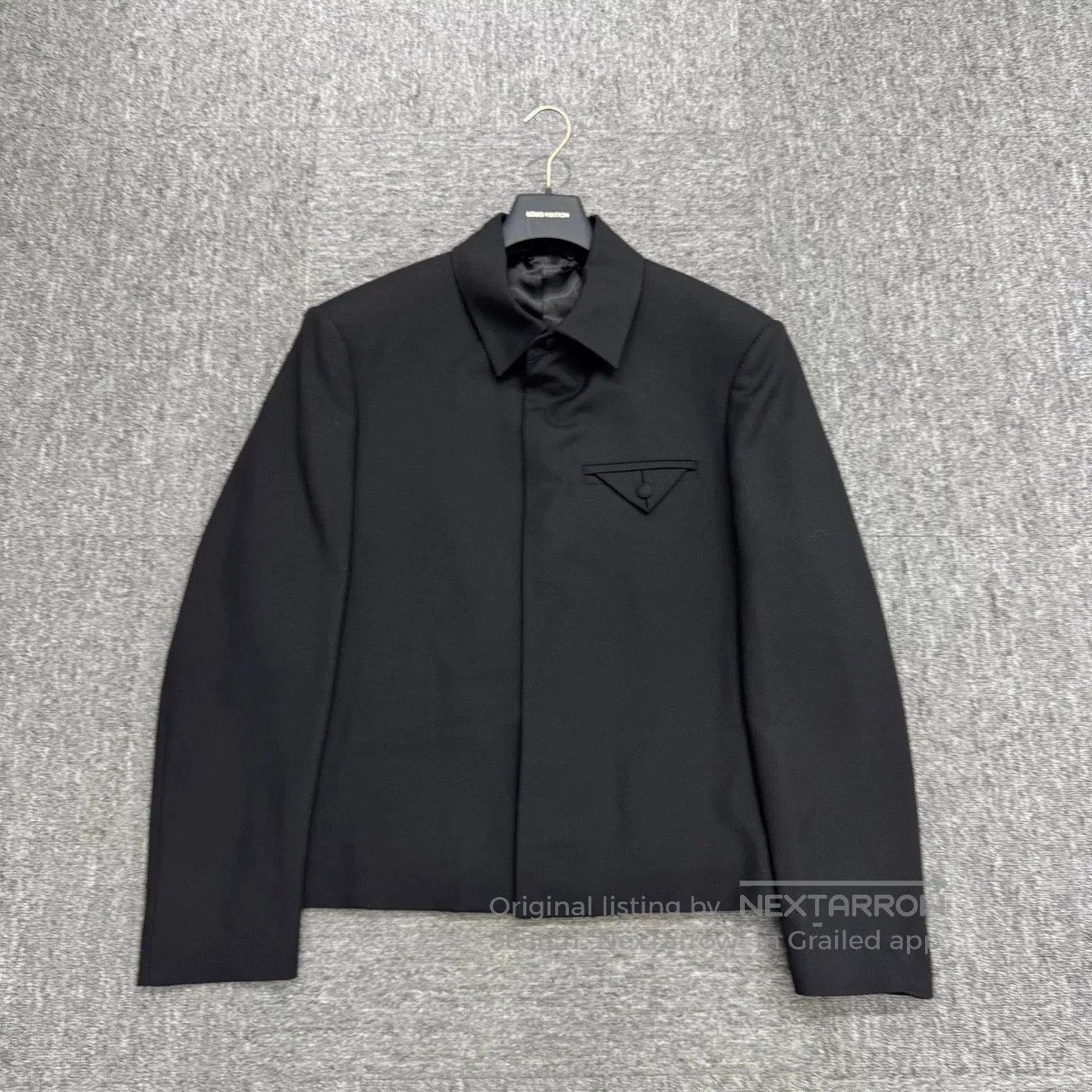 Louis Vuitton louis vuitton knitted wool suit jacket. Size US L / EU 52-54 / 3 - 1 Thumbnail
