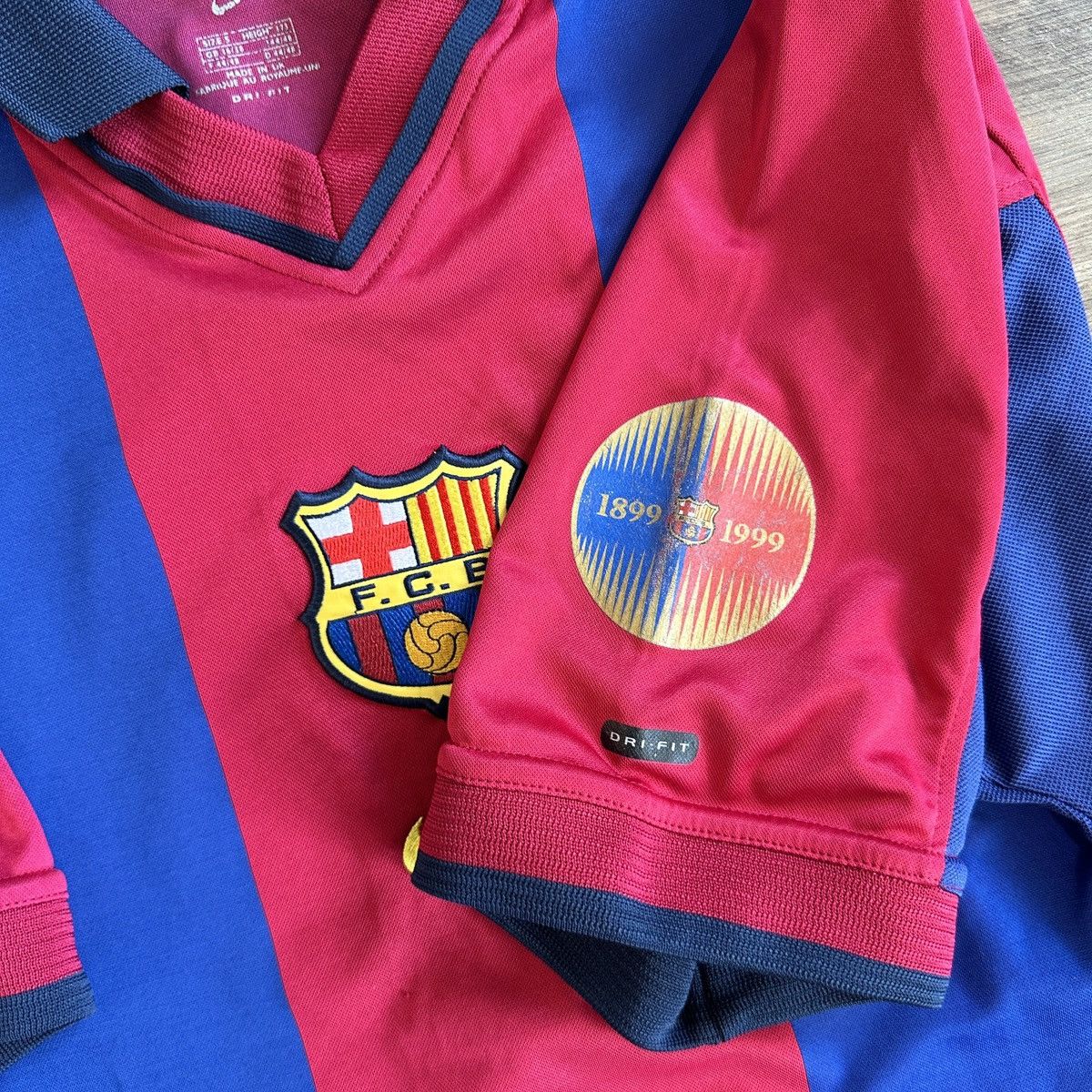 Nike × Vintage 1998-1999 FC Barcelona Home Jersey Size Small Size US S / EU 44-46 / 1 - 5 Thumbnail