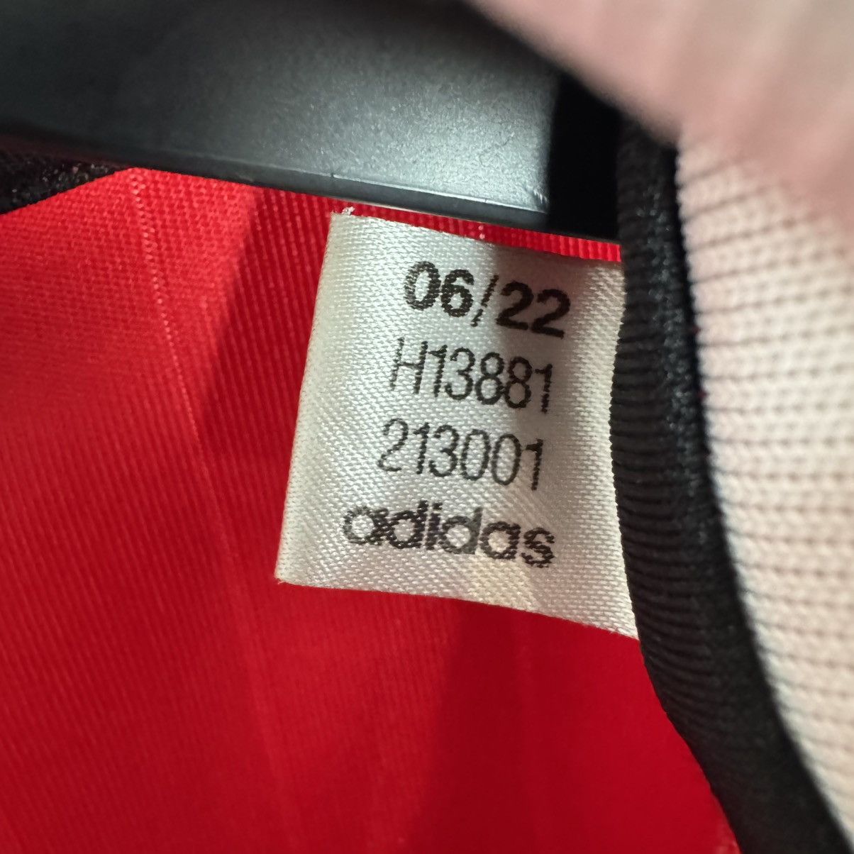 Adidas MANCHESTER UNITED 2022 2023 HOME FOOTBAL SHIRT SOCCER JERSEY Size US S / EU 44-46 / 1 - 5 Thumbnail