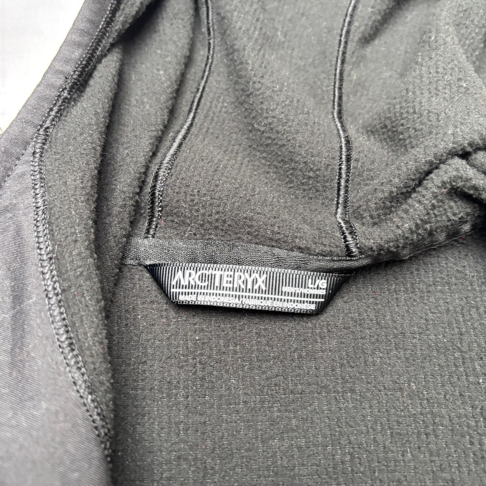 Arc'teryx Arc'teryx Haunting of Bly Manor Cast Crew Delta Lt Jacket Lg Size US L / EU 52-54 / 3 - 6 Thumbnail