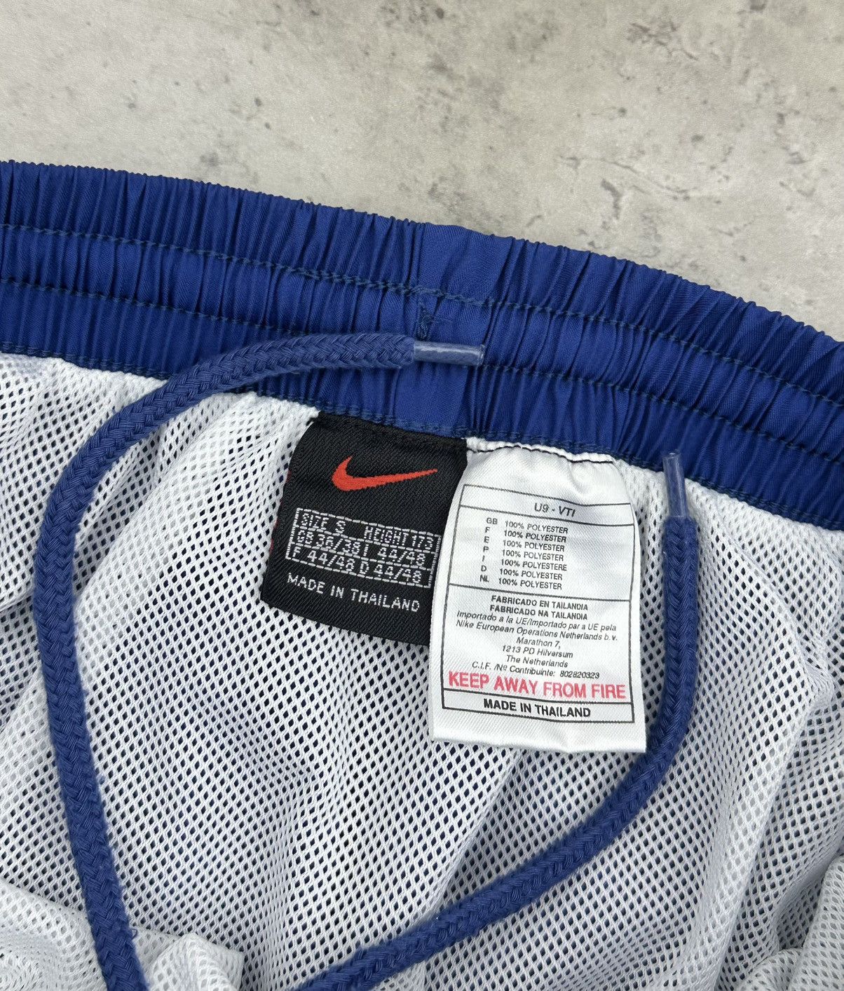 Nike Nike Vintage Swim Shorts Blue Mens Embroidered Yellow Swoosh Size US 32 / EU 48 - 6 Thumbnail