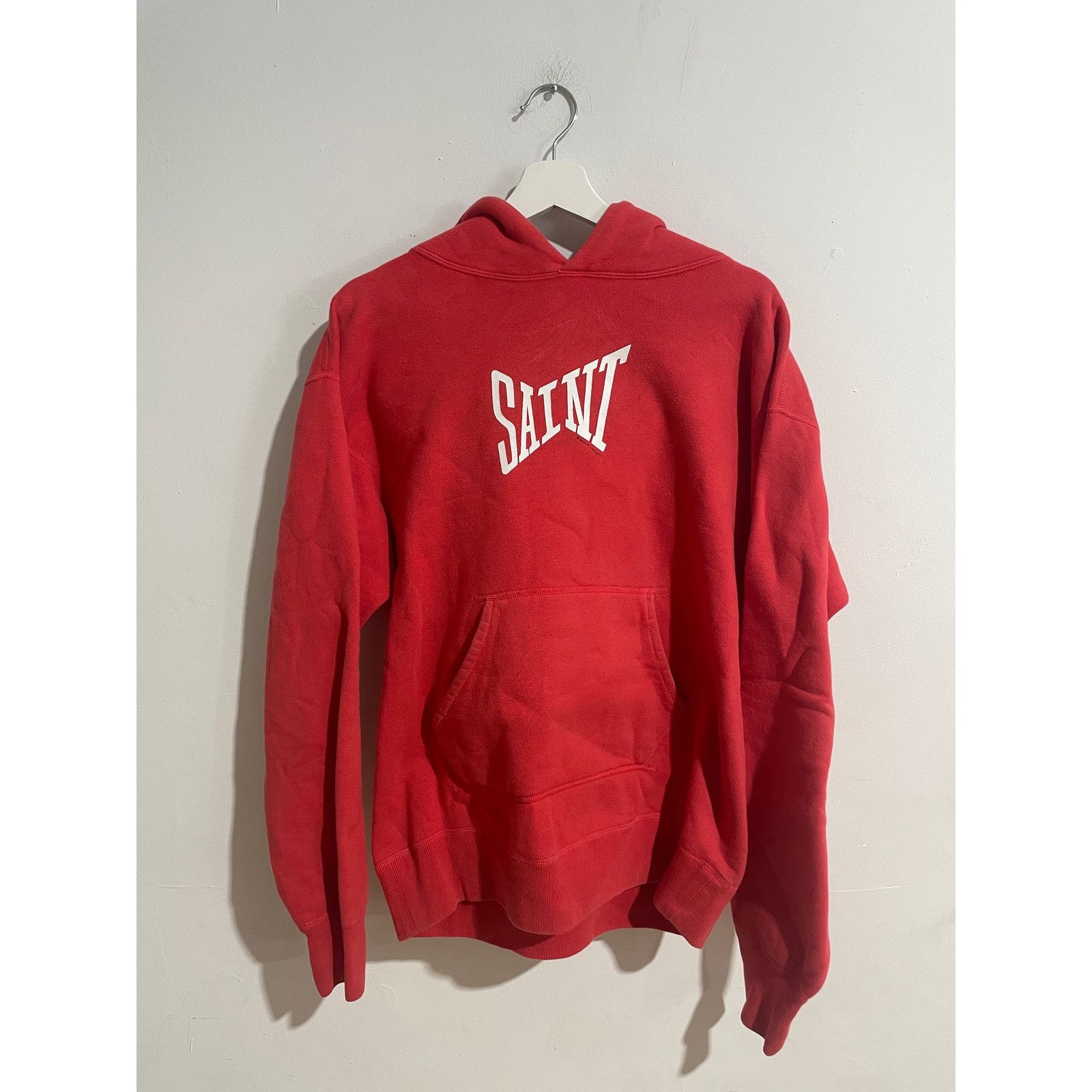 Other SAINT RED LOGO HOODIE SIZE LARGE Size US XL / EU 56 / 4 - 1 Thumbnail