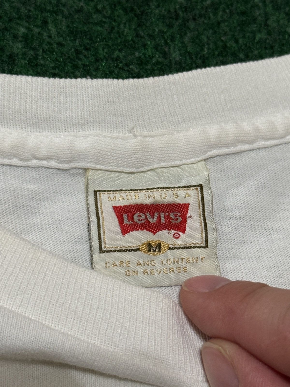 Levi's Vintage Clothing Vintage 90s Levi’s Strauss Denim We Demand The Best T Shirt Size US L / EU 52-54 / 3 - 4 Thumbnail